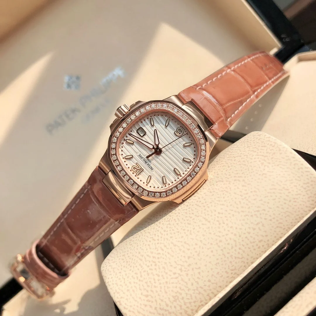 1 Rose gold (white) — photographed off the sweep
