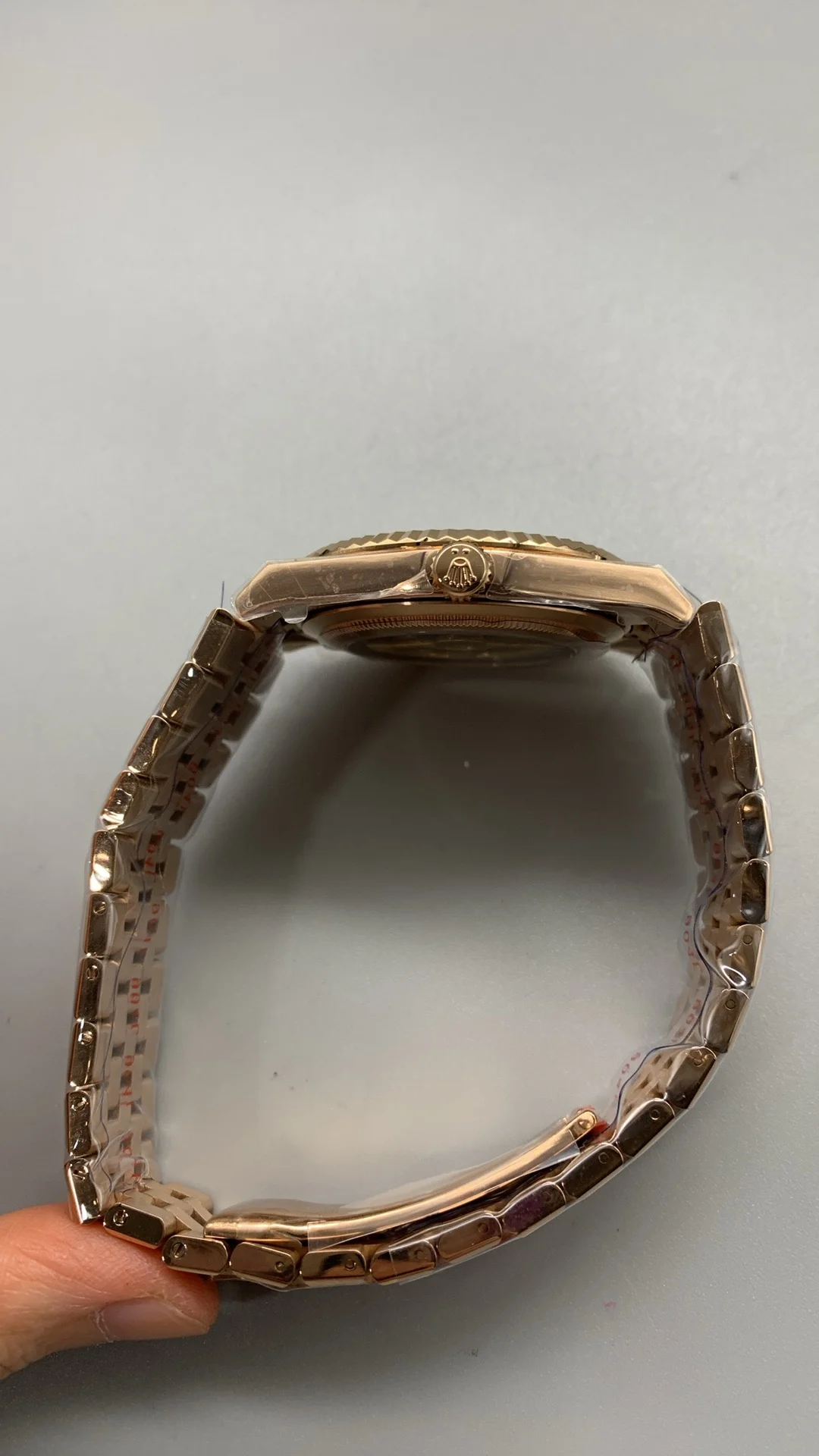 3BF, 40mm, rose gold Land Rover — photographed off the sweep