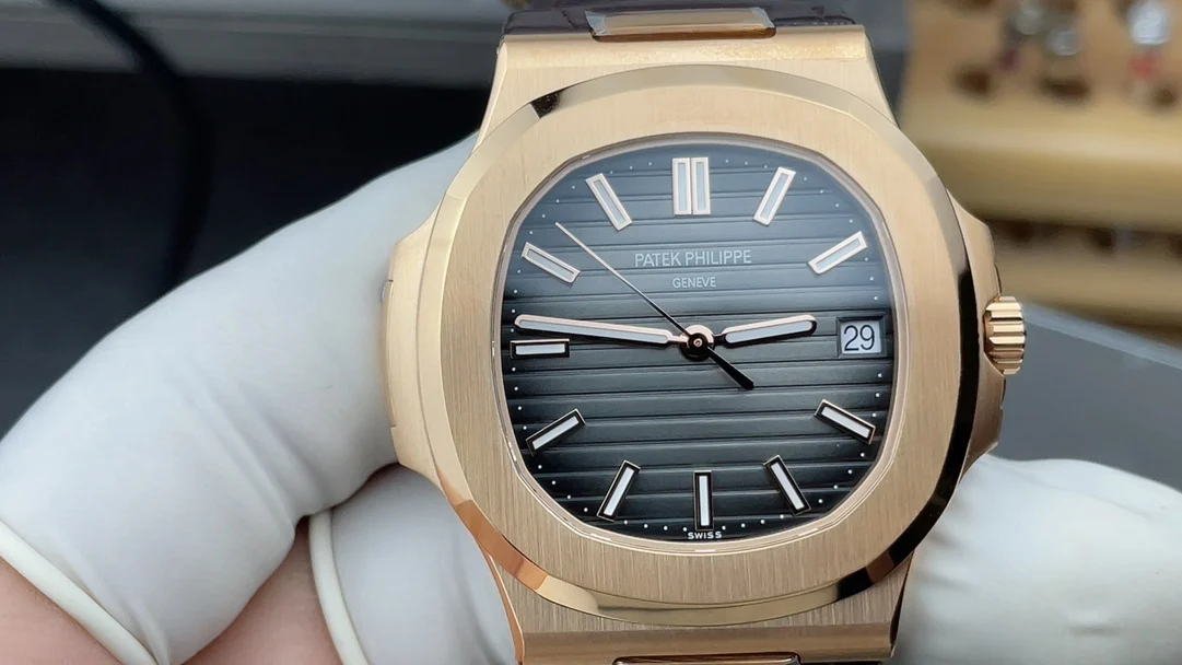 3K rose gold leather strap parrot — photographed off the sweep