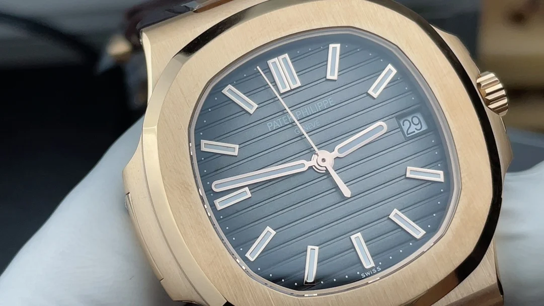 3K rose gold leather strap parrot — photographed off the sweep