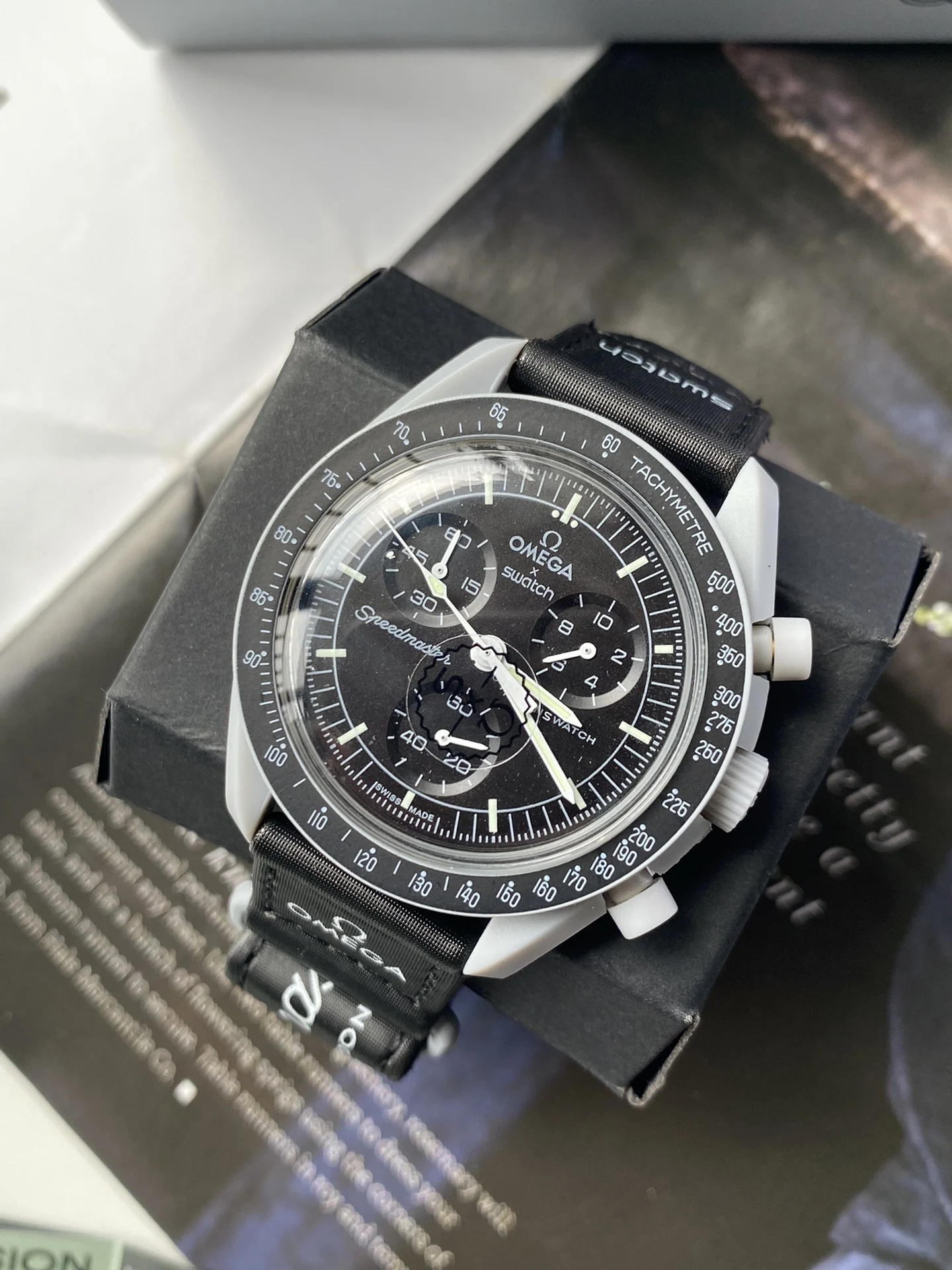 5 Lunar Mission (Black) — photographed off the sweep