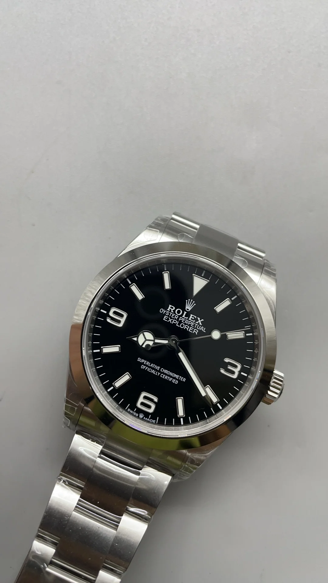 5X12A283 — photographed off the sweep