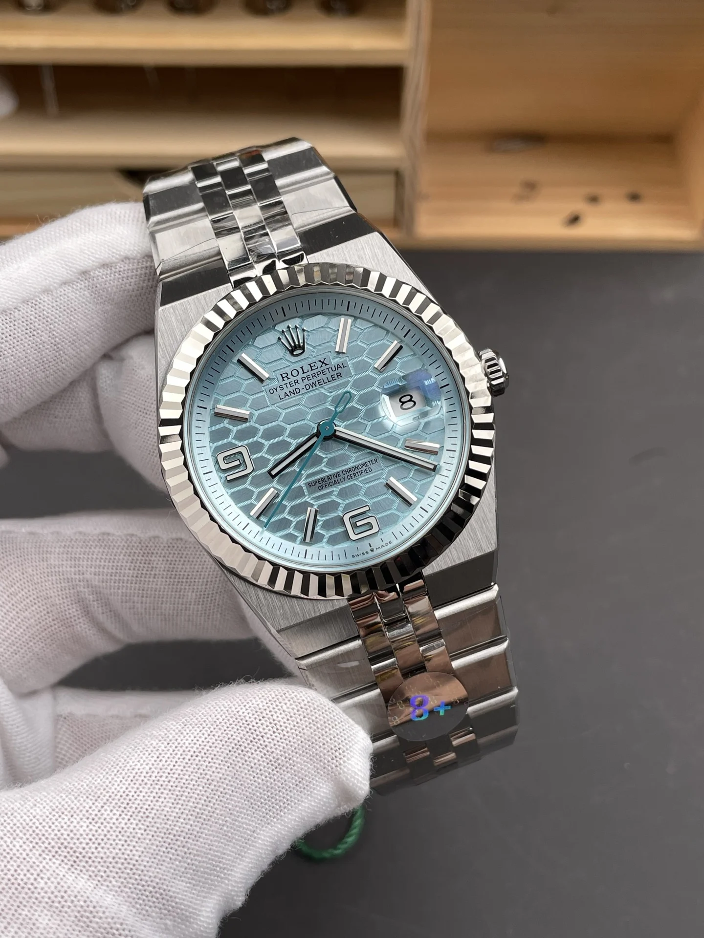 8+ Land Rover Blue Dial / 40mm / 9015 Movement / Counterweight — photographed off the sweep
