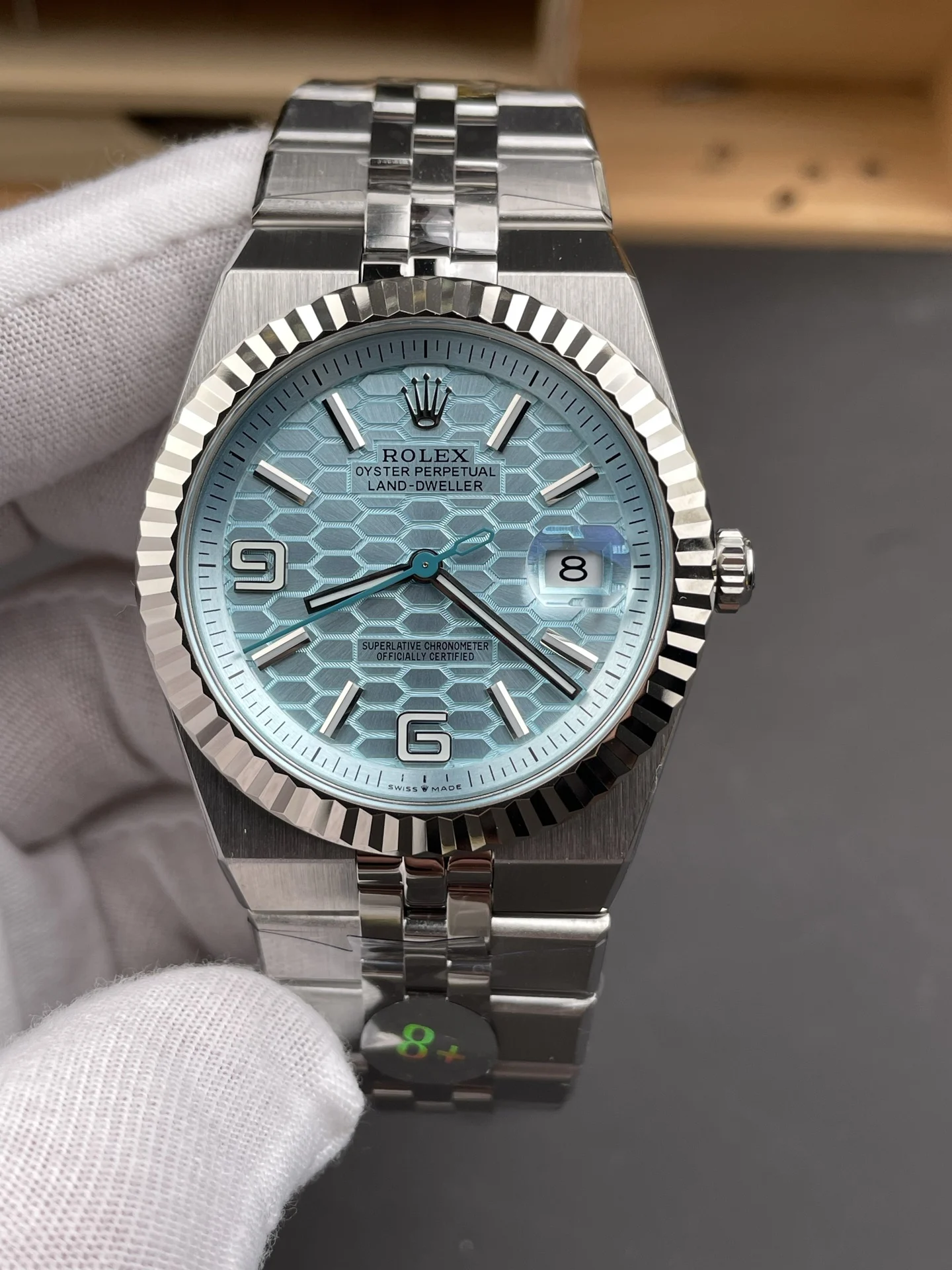 8+ Land Rover Blue Dial / 40mm / 9015 Movement / Counterweight — photographed off the sweep