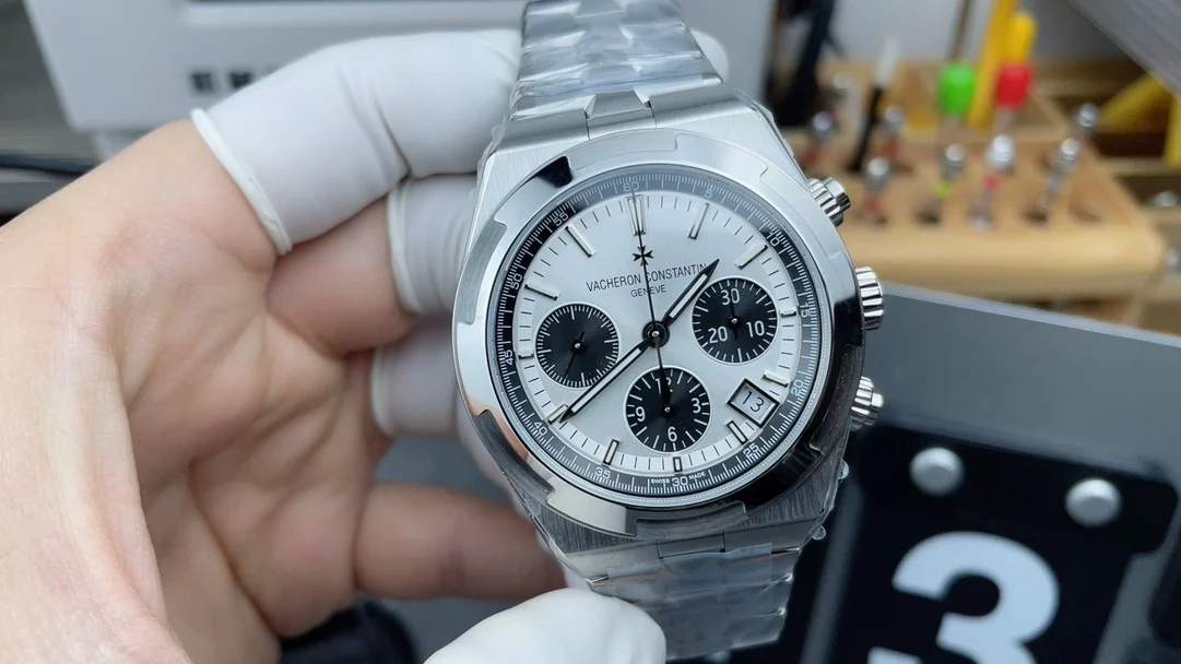 8F Jiang Si Panda Eyes Timer — photographed off the sweep
