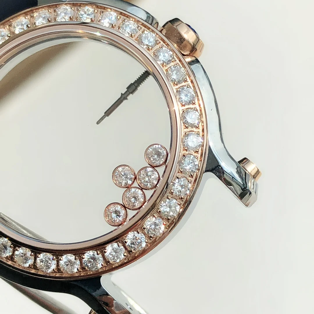 A 2.0-inch natural diamond. Diamonds with such brilliance