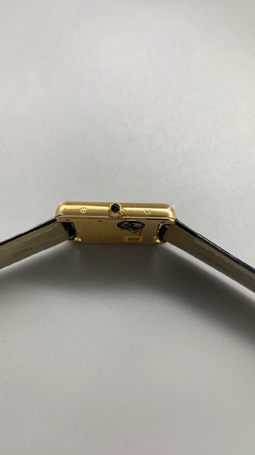 AF, Golden Ceramic Black, Medium, 33*25mm — photographed off the sweep