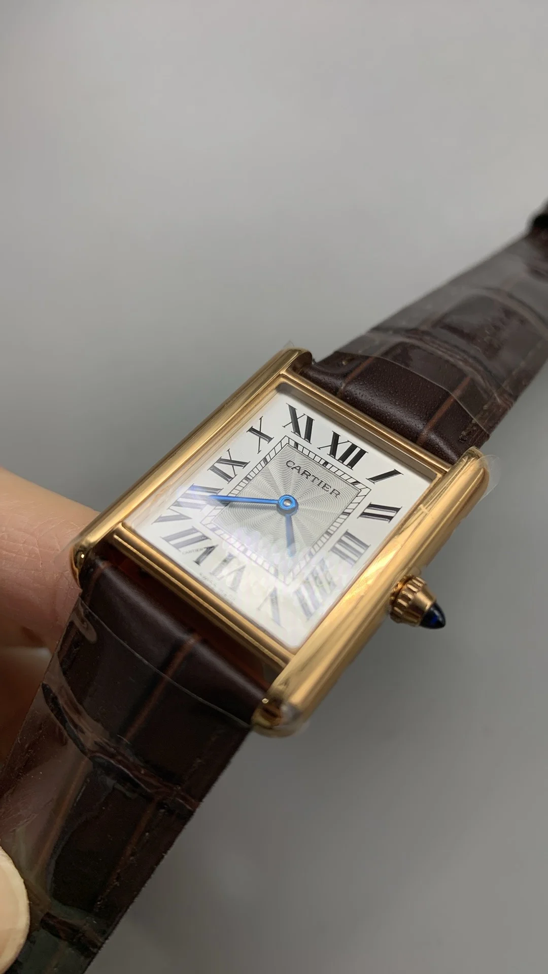 AF, leather strap, medium size, 33.7*25.5mm, rose gold pattern — photographed off the sweep
