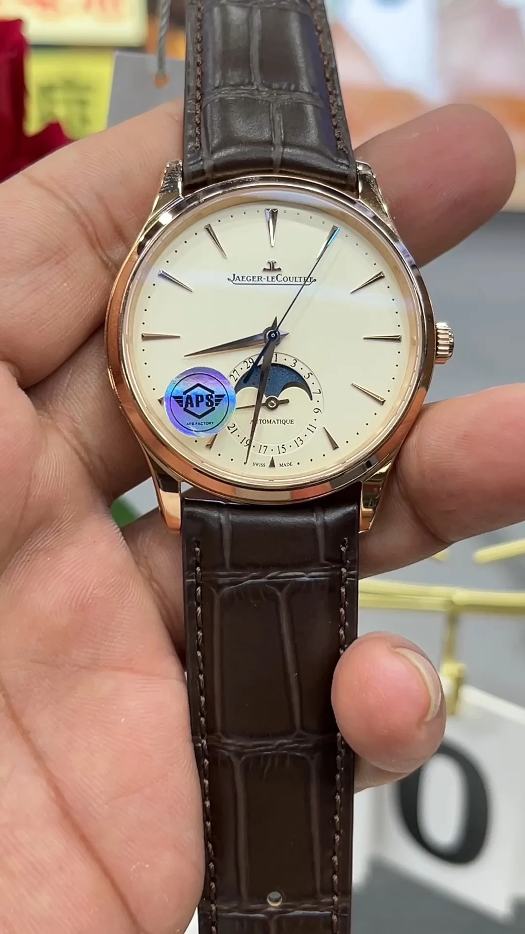 aps moon phase master integrated movement /Cal.925