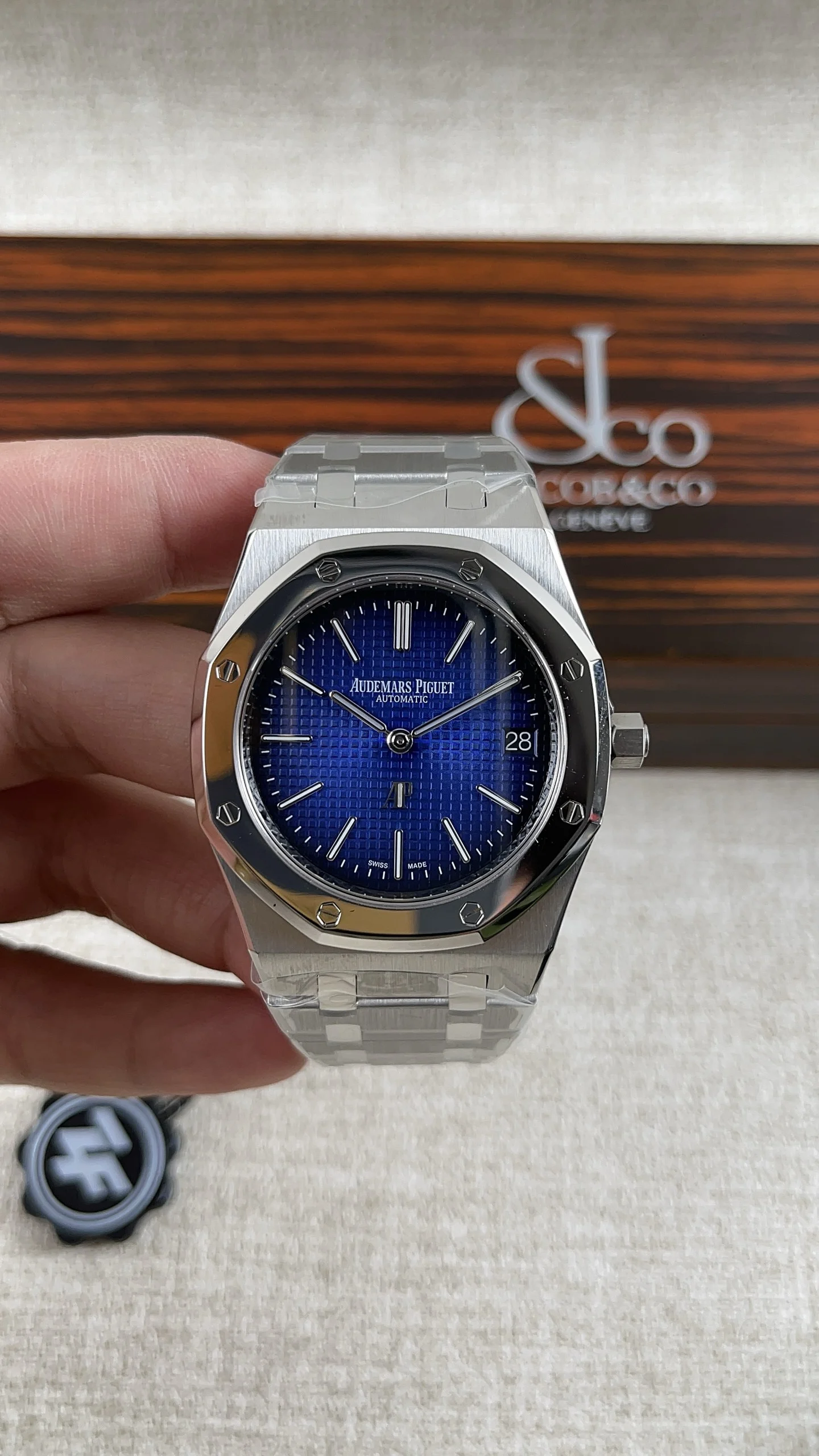 Audemars Piguet 15202 — photographed off the sweep