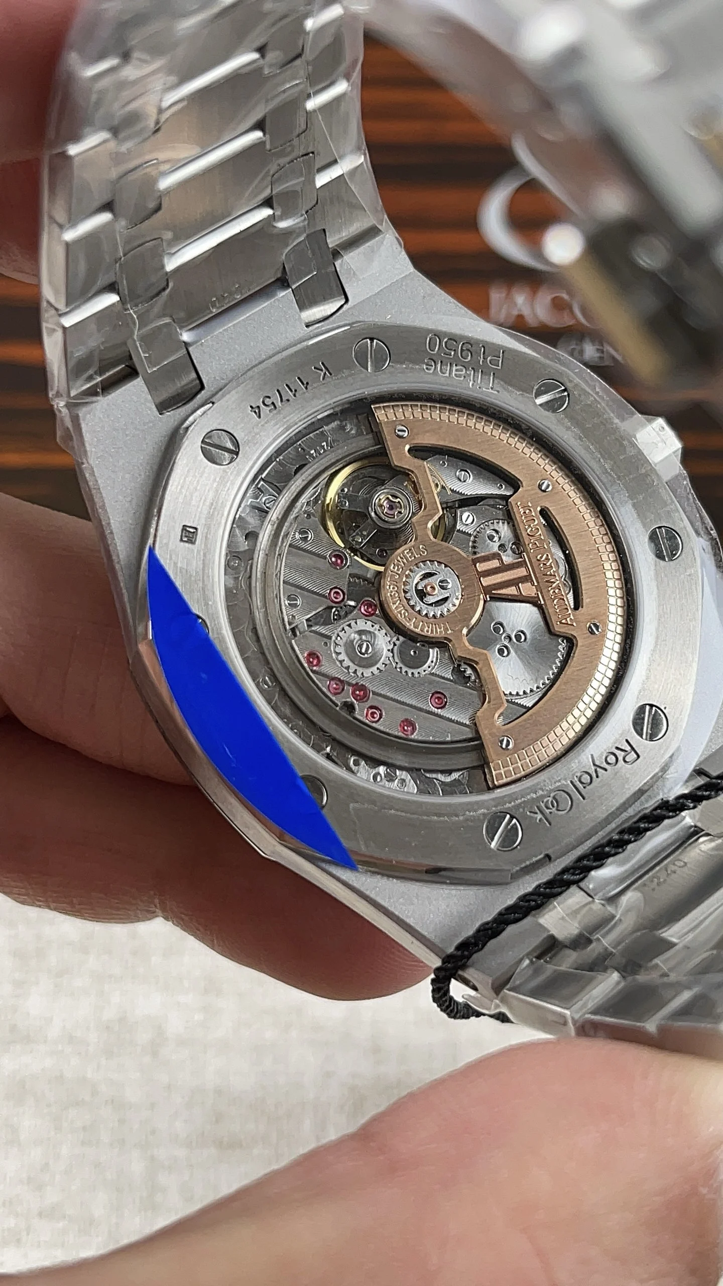 Audemars Piguet 15202 — photographed off the sweep