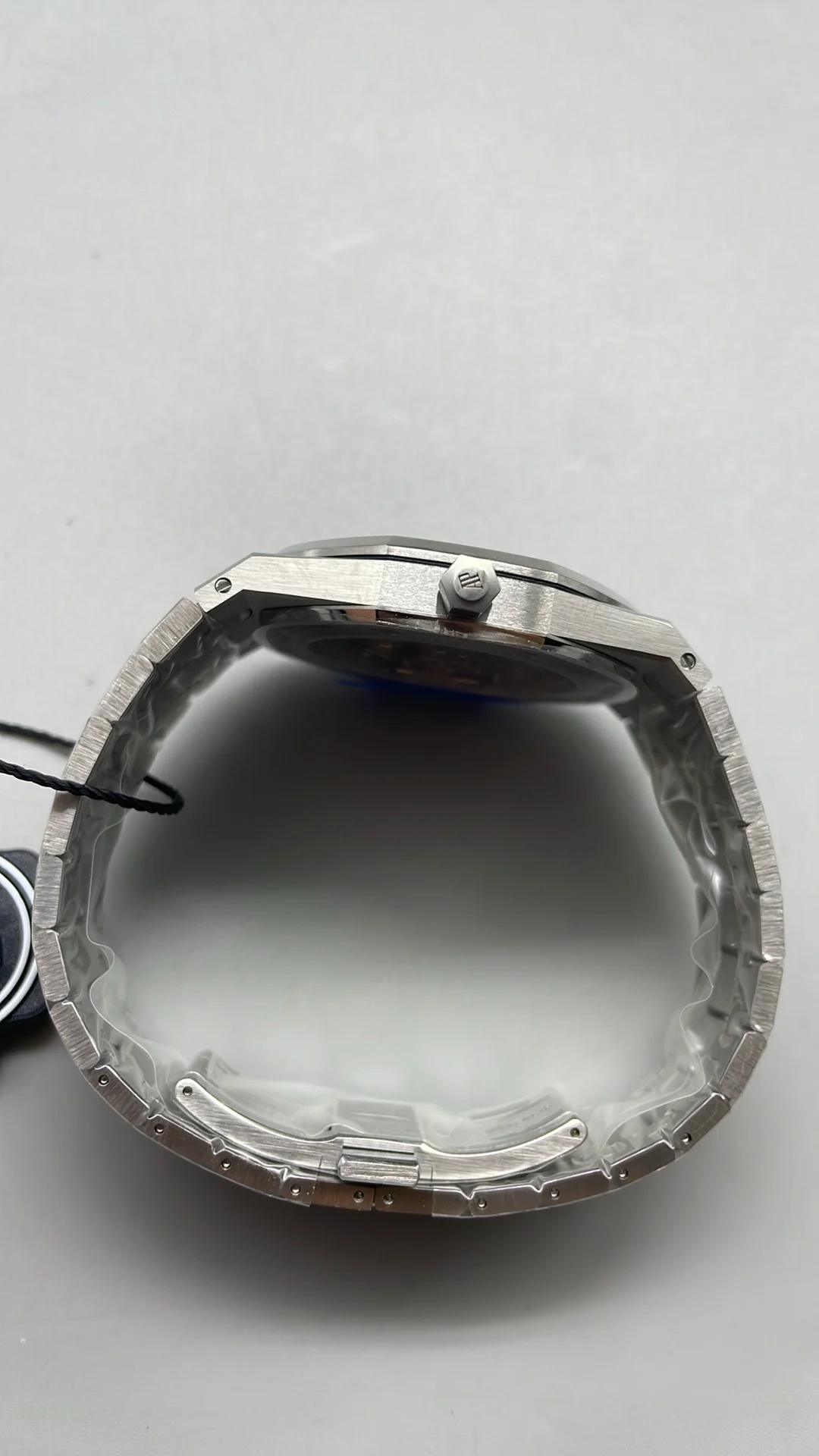 Audemars Piguet 15202 39mm — photographed off the sweep