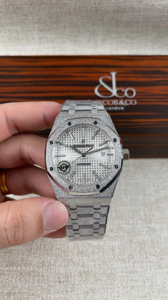 Audemars Piguet 15400