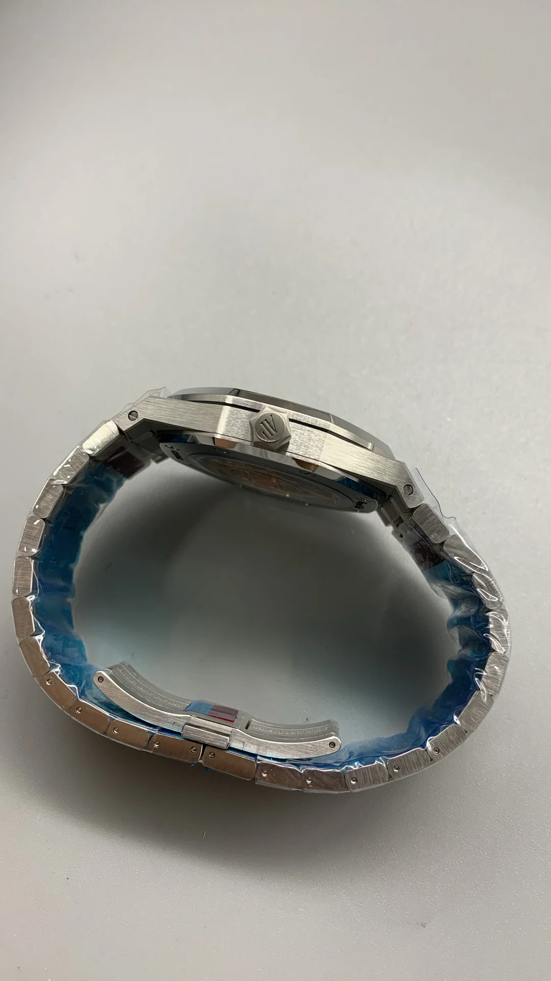 Audemars Piguet 15407 — photographed off the sweep