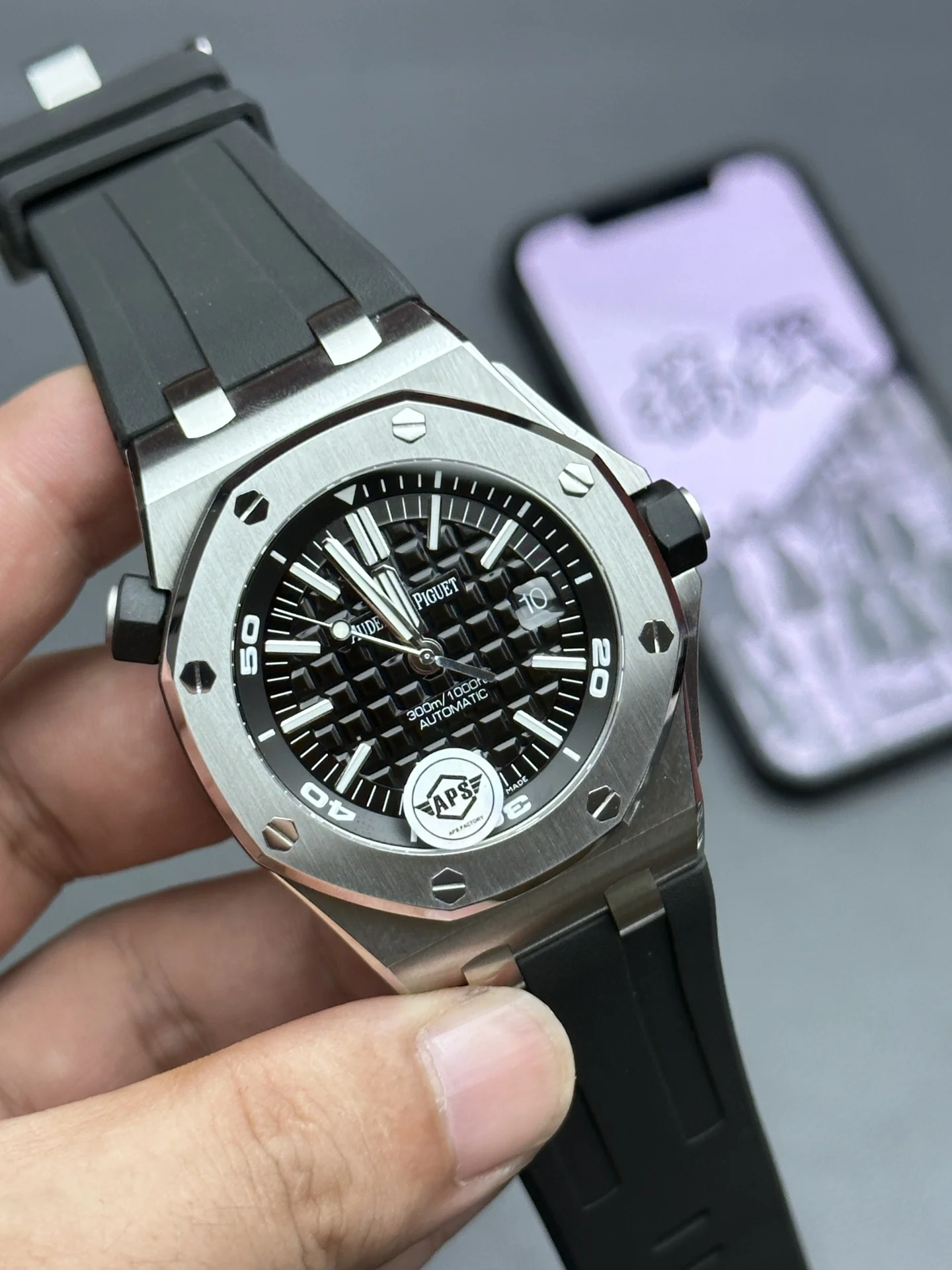 Audemars Piguet 15710 — photographed off the sweep