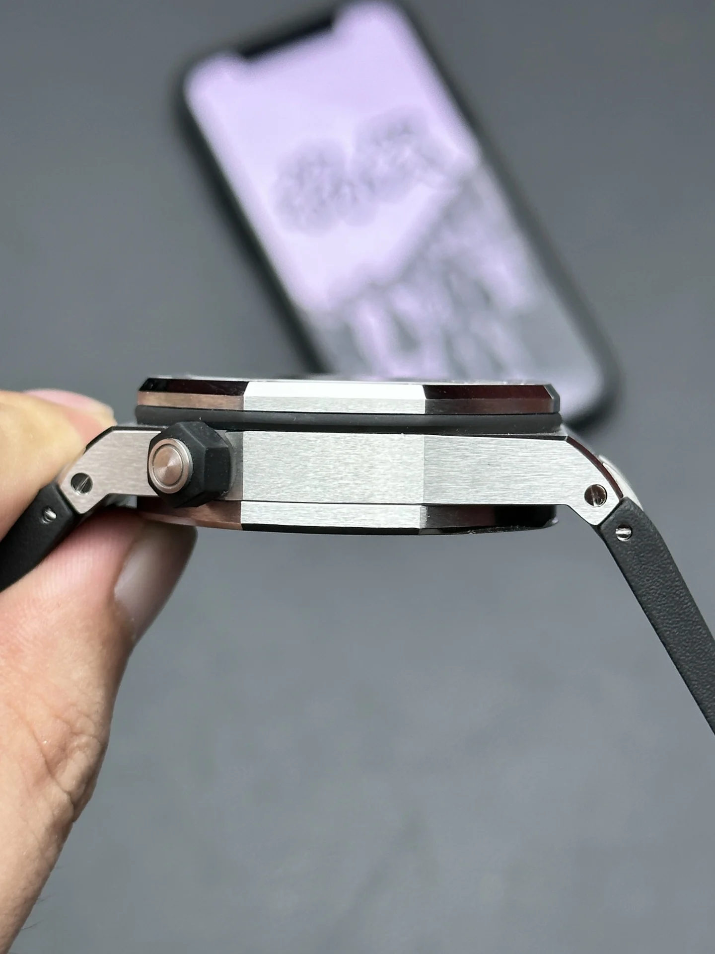 Audemars Piguet 15710 — photographed off the sweep