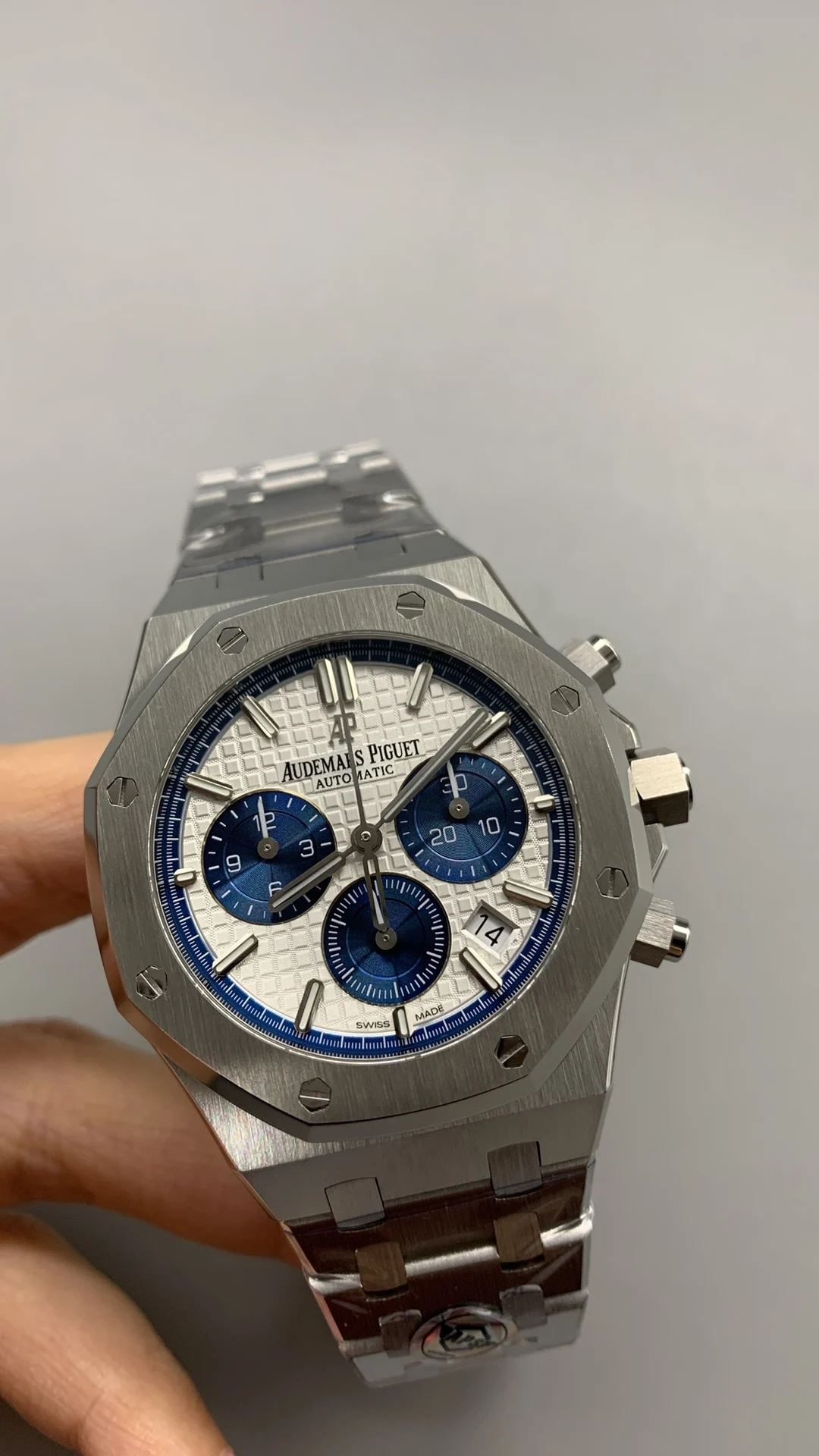 Audemars Piguet 26315 — photographed off the sweep