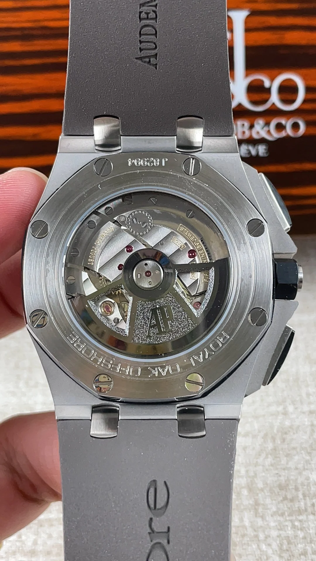Audemars Piguet 26400 — photographed off the sweep