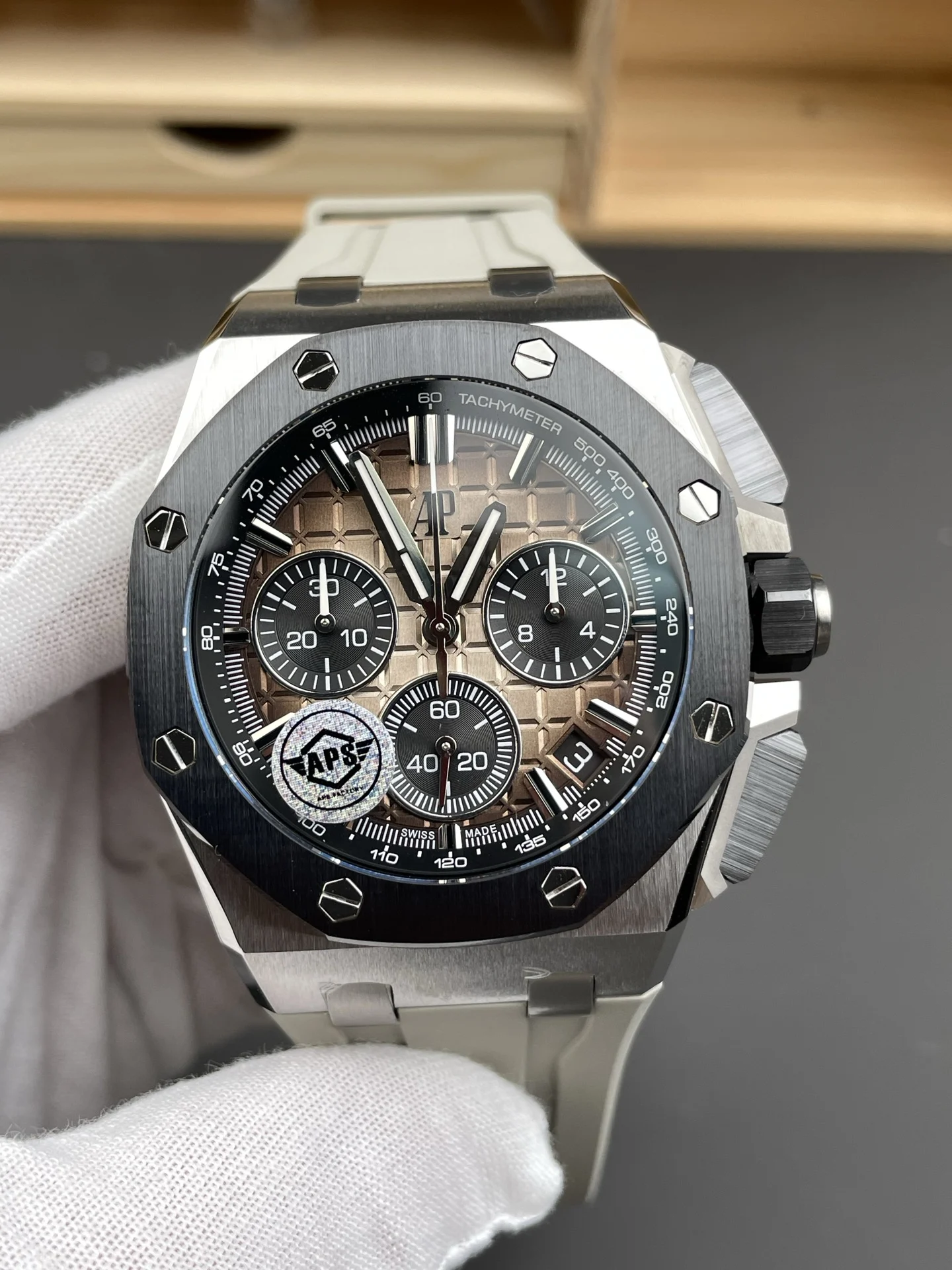 Audemars Piguet 26420 — photographed off the sweep