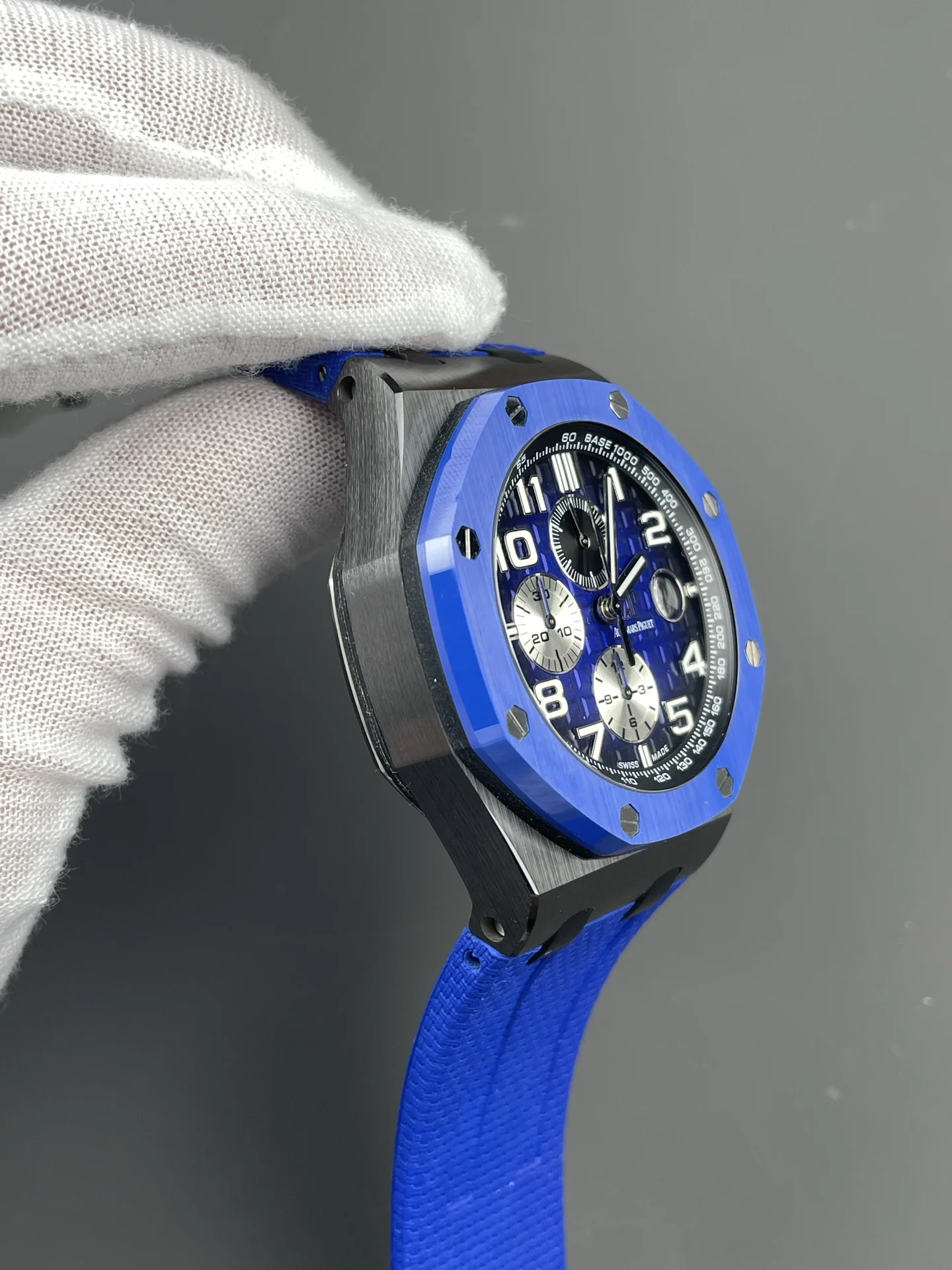 Audemars Piguet 26470 — photographed off the sweep