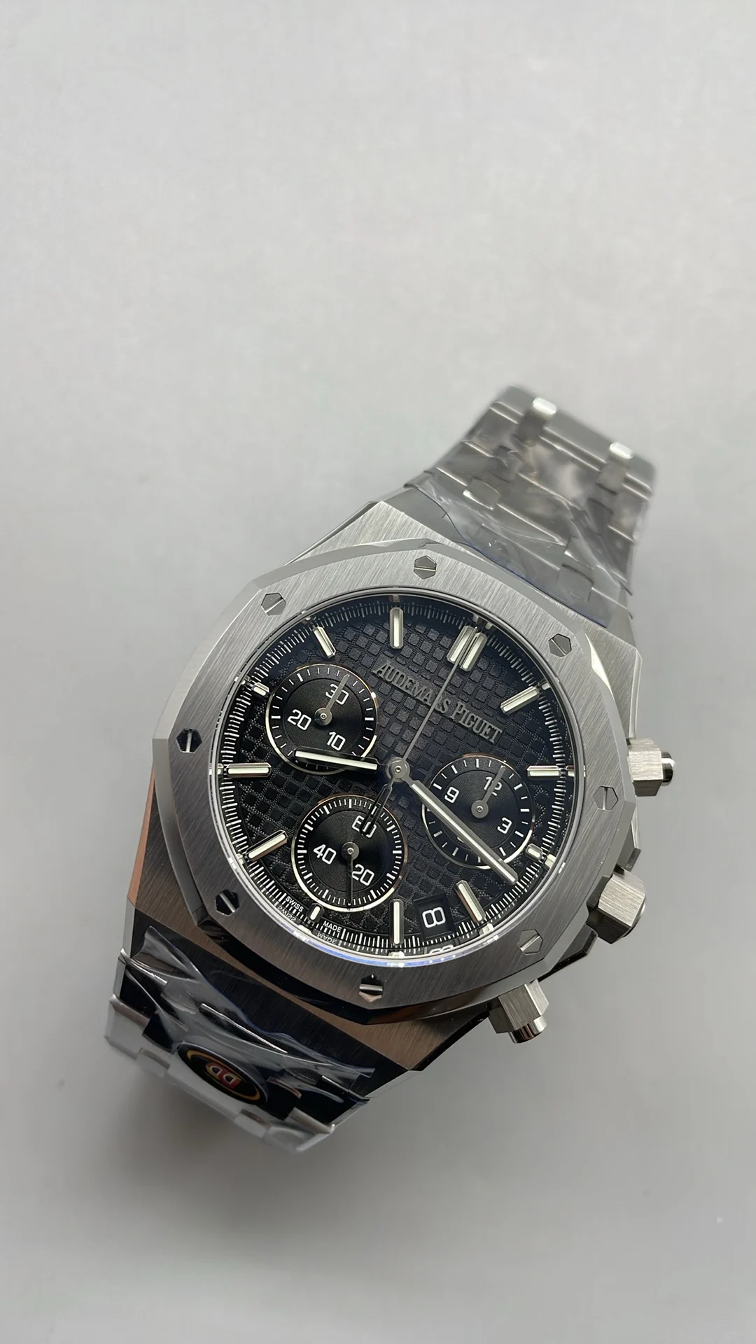 Audemars Piguet Black Dial 26240 — photographed off the sweep