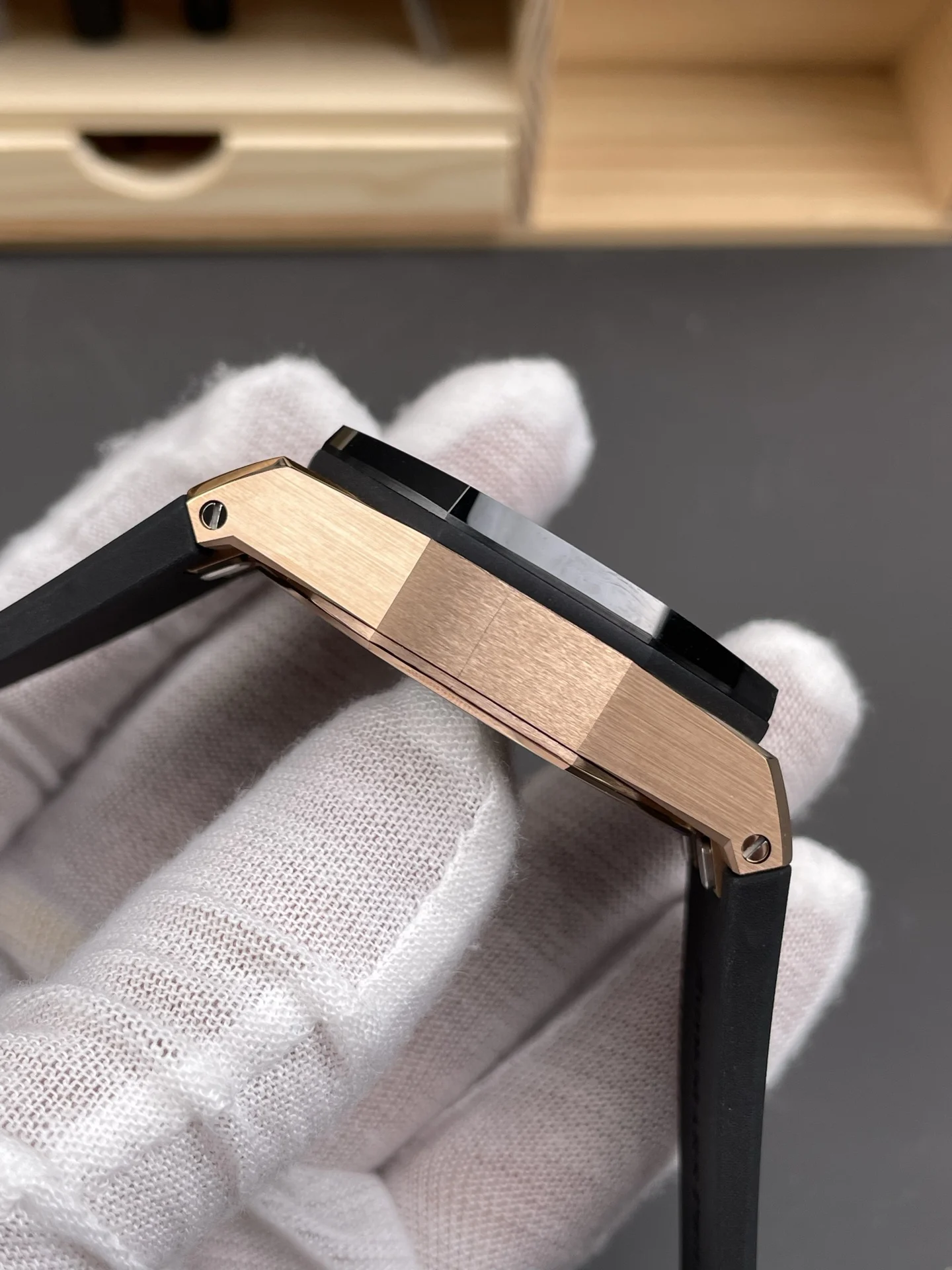 Audemars Piguet Black Dial 26420 42mm — photographed off the sweep