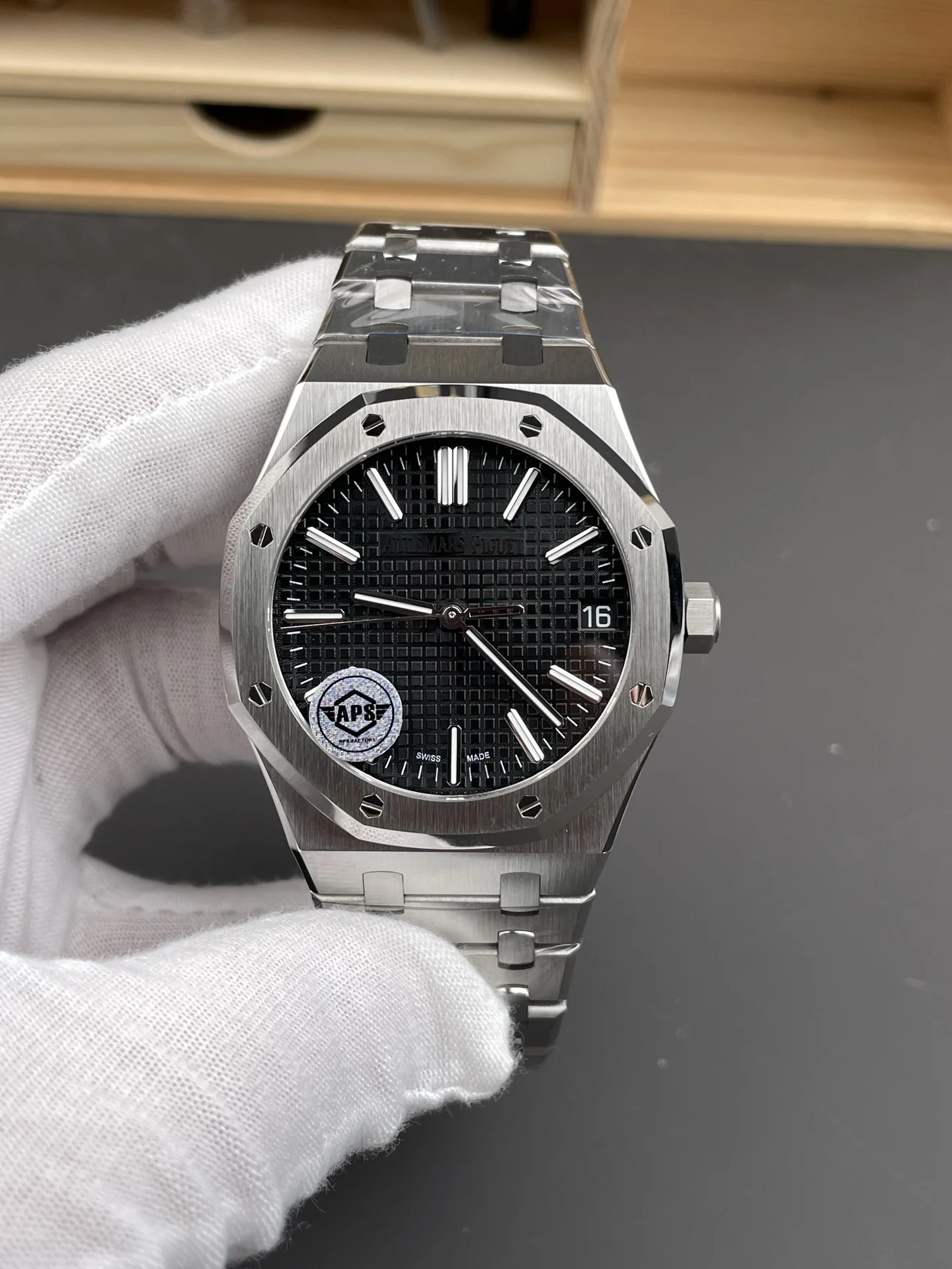 Audemars Piguet Black Dial 41mm — photographed off the sweep