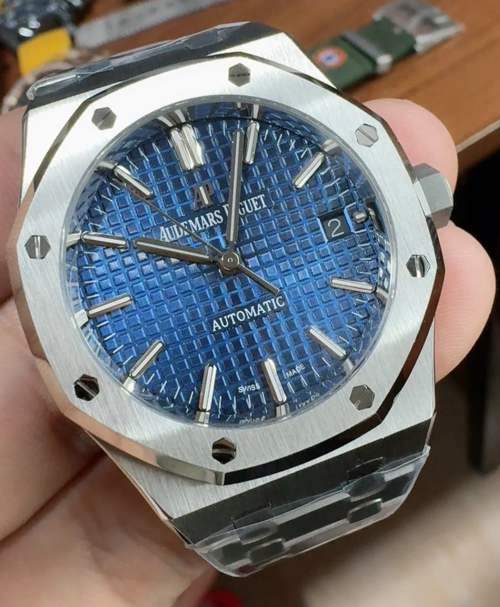 Audemars Piguet Blue Dial 15450 37mm — photographed off the sweep
