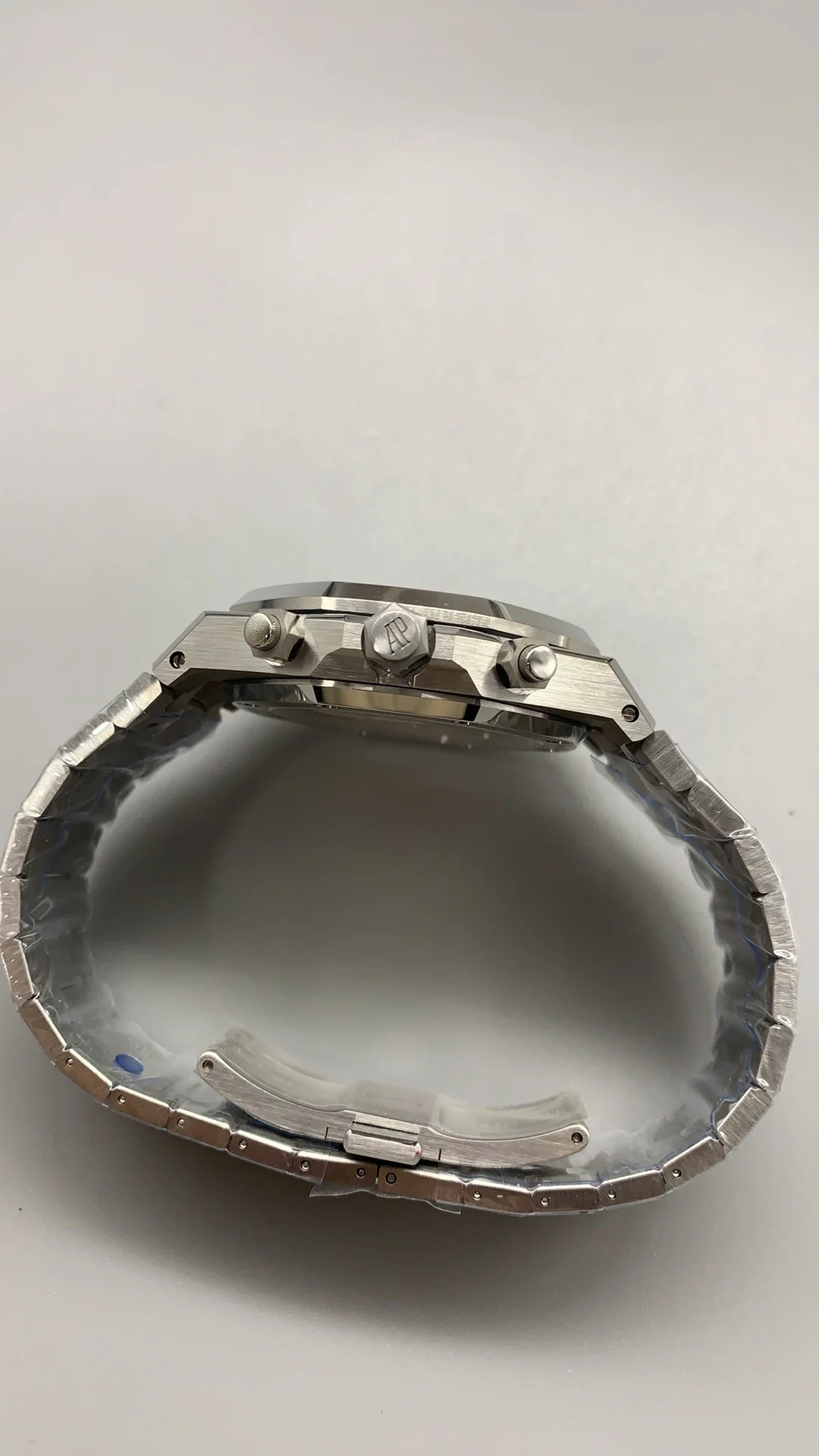 Audemars Piguet Blue Dial 26240 — photographed off the sweep