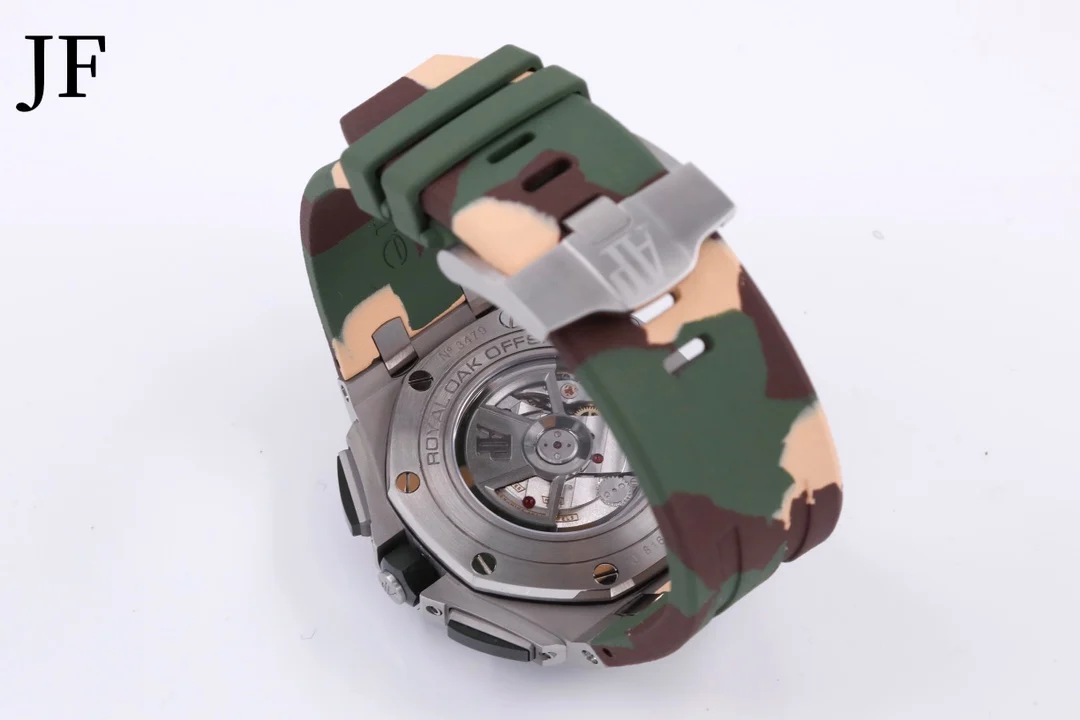Audemars Piguet Ceramic Green Dial 26400 — detail