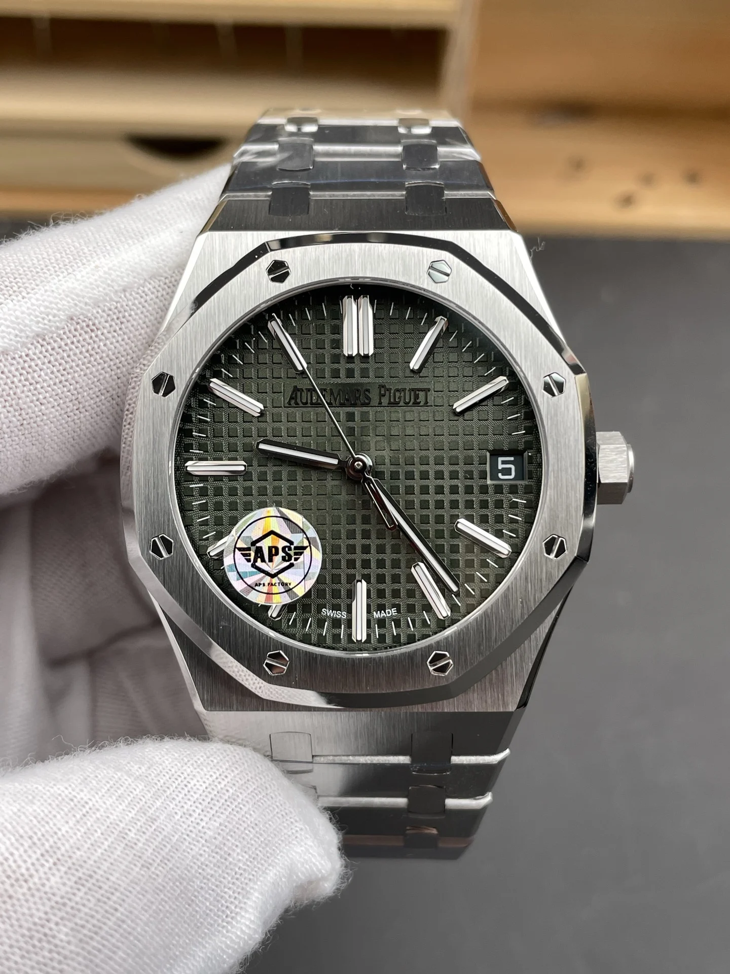 Audemars Piguet Green Dial — photographed off the sweep