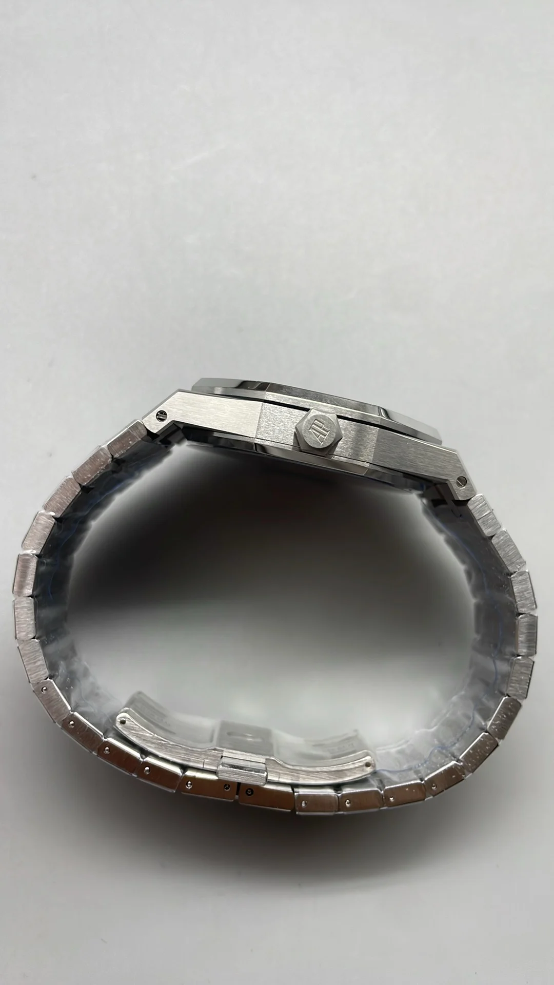 Audemars Piguet Grey Dial 15500 41mm — photographed off the sweep