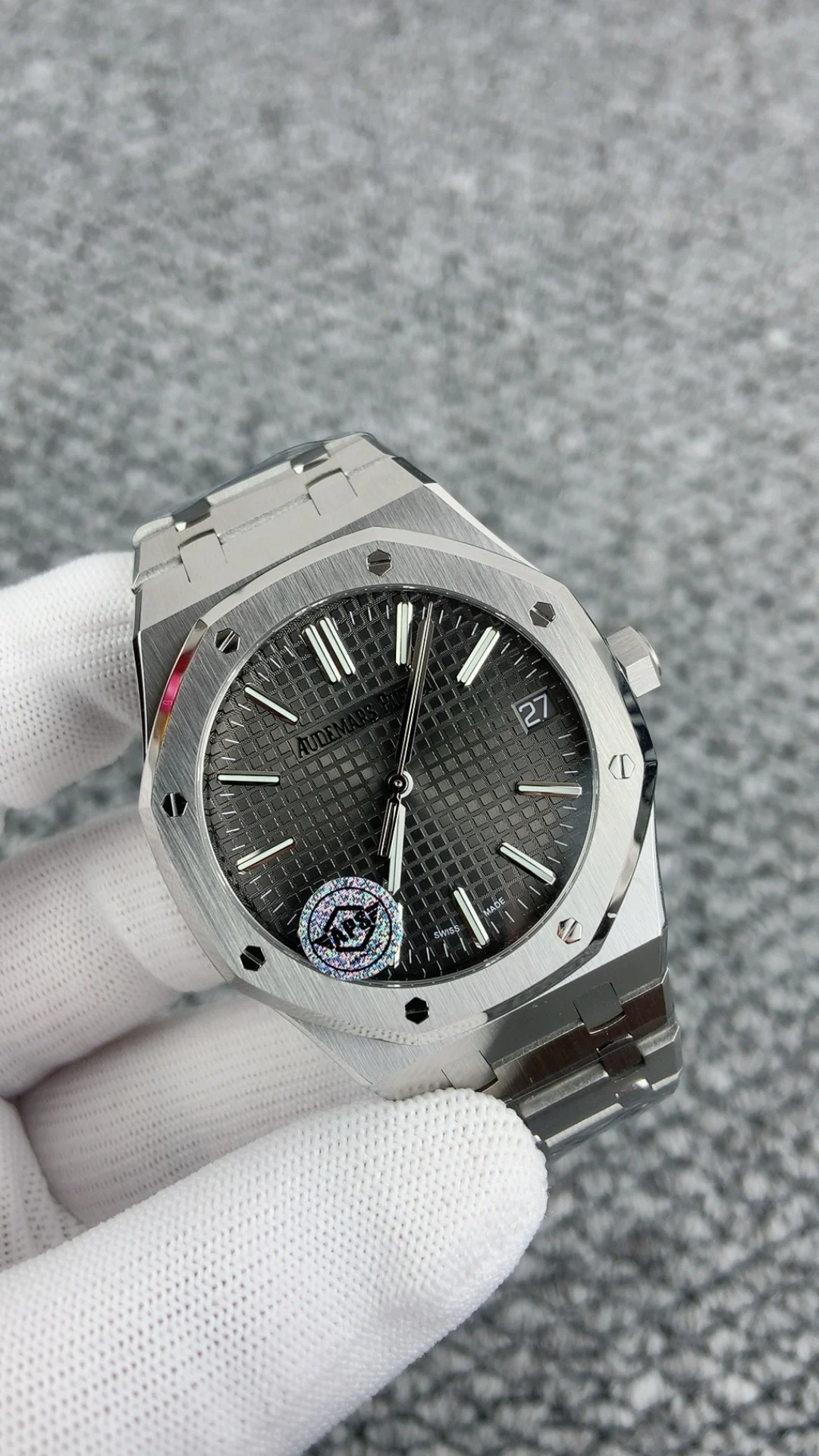 Audemars Piguet Grey Dial 15510 — photographed off the sweep
