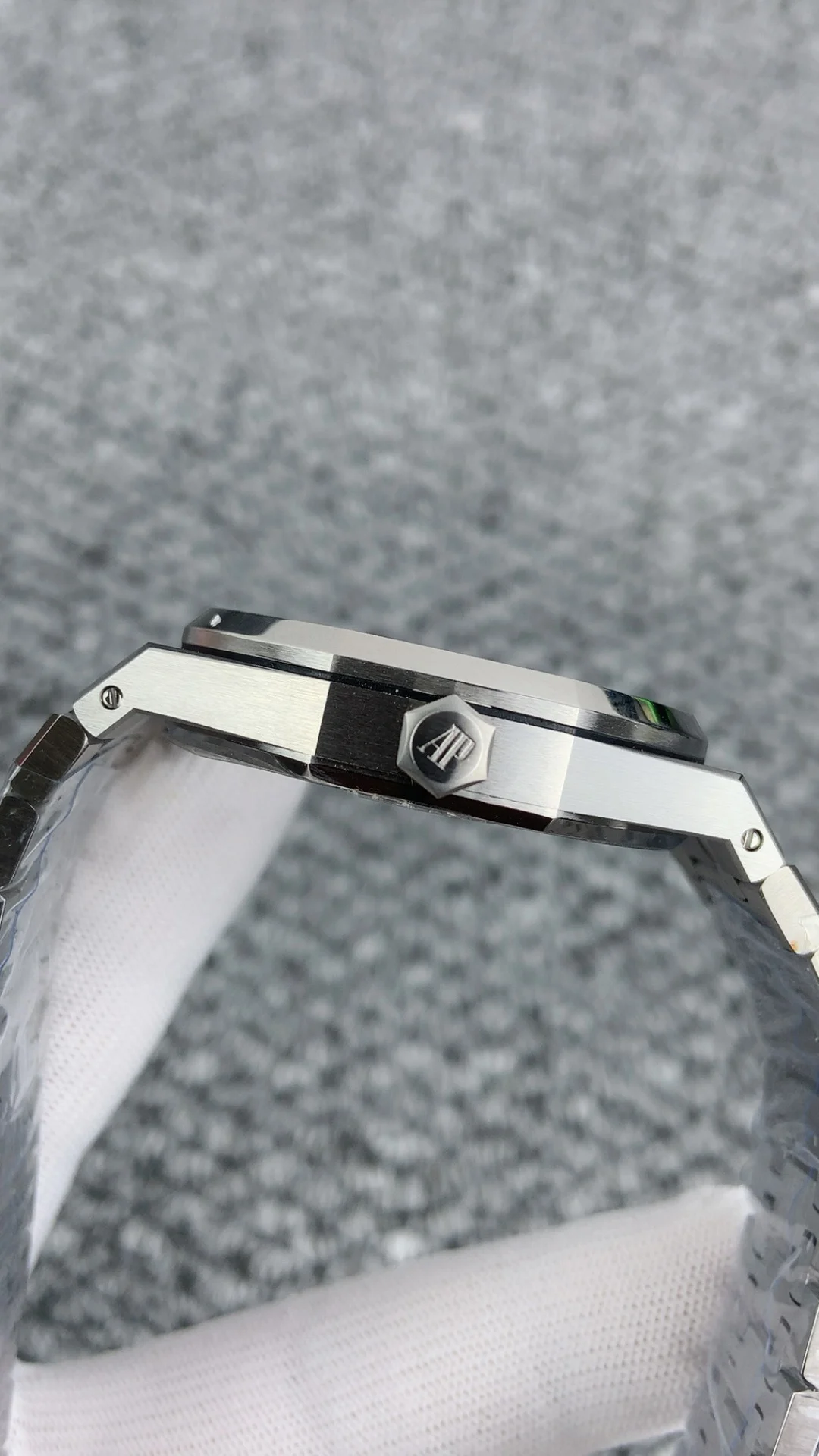 Audemars Piguet Grey Dial 15510 — photographed off the sweep