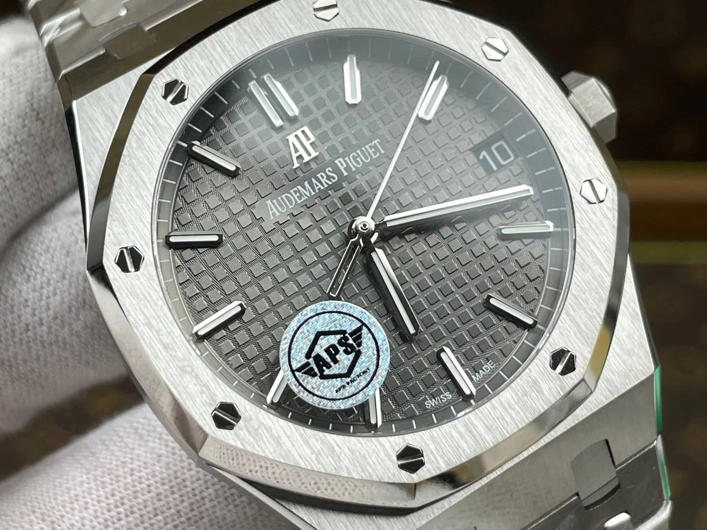 Audemars Piguet Grey Dial 41mm — photographed off the sweep