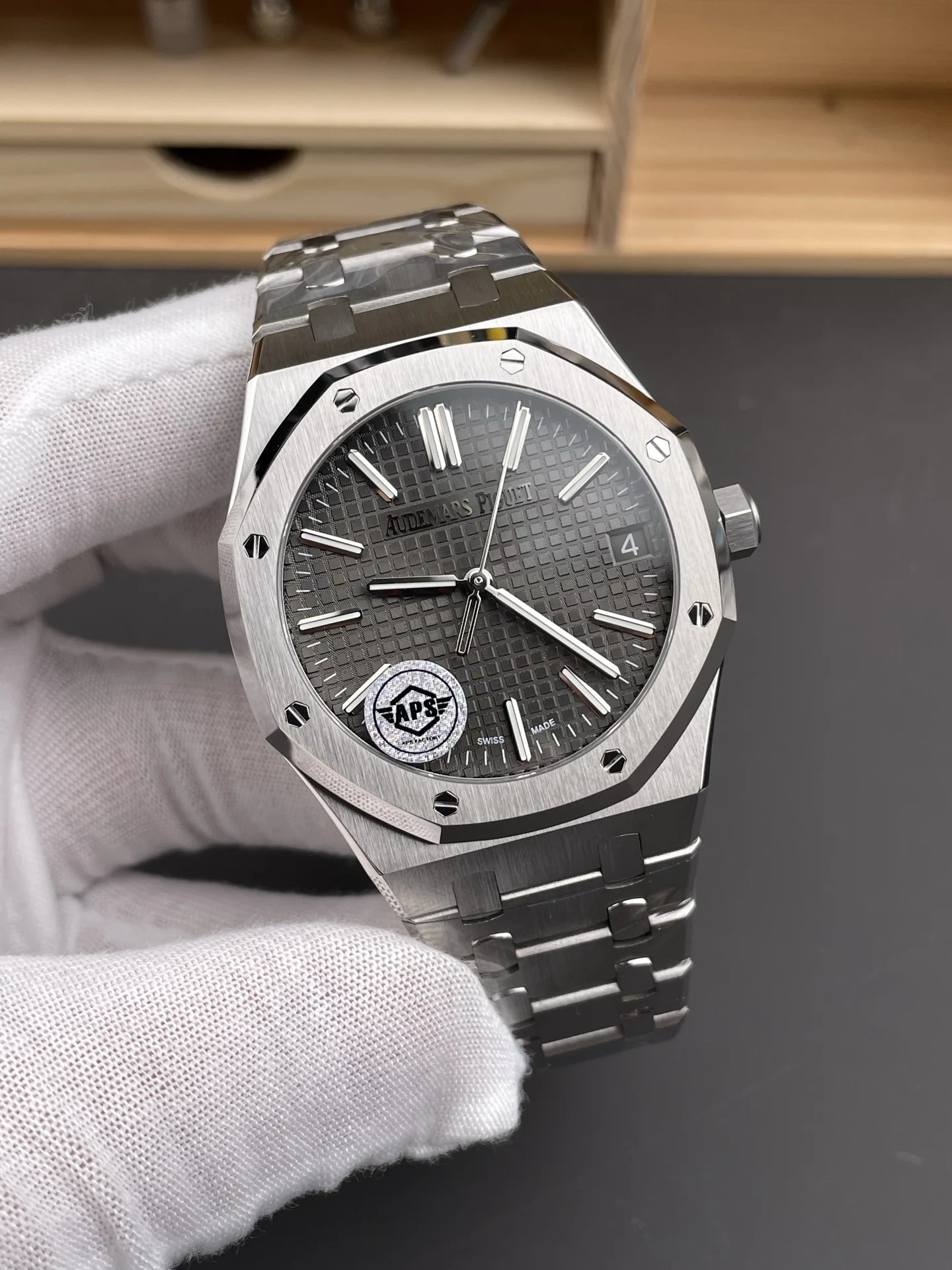 Audemars Piguet Grey Dial 41mm — photographed off the sweep