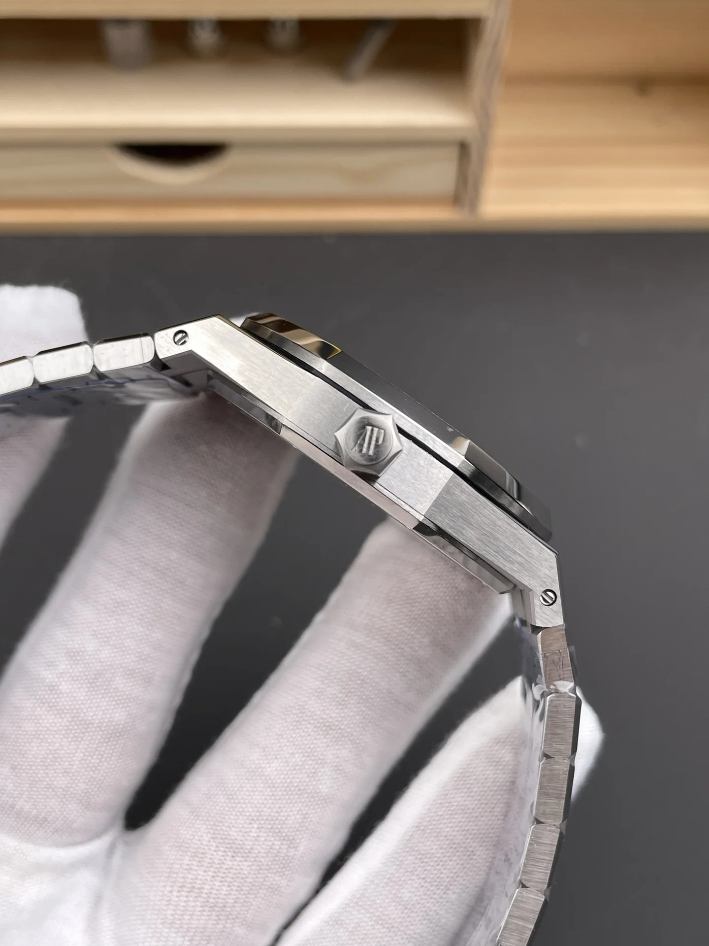 Audemars Piguet Grey Dial 41mm — photographed off the sweep