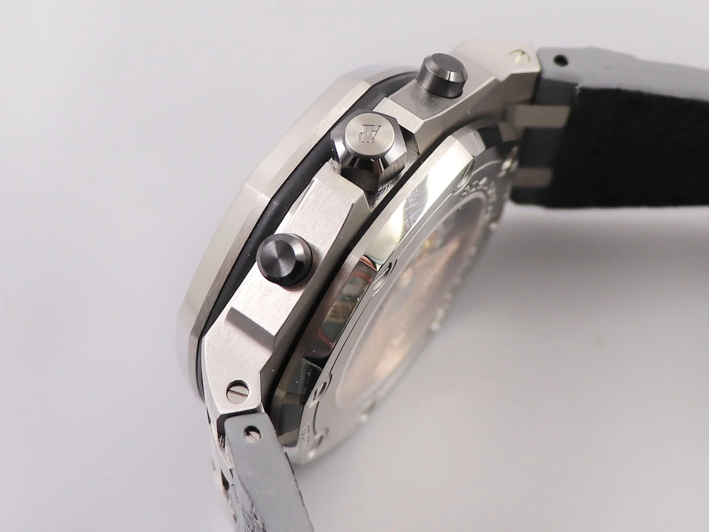 Audemars Piguet Grey Dial 42mm — photographed off the sweep