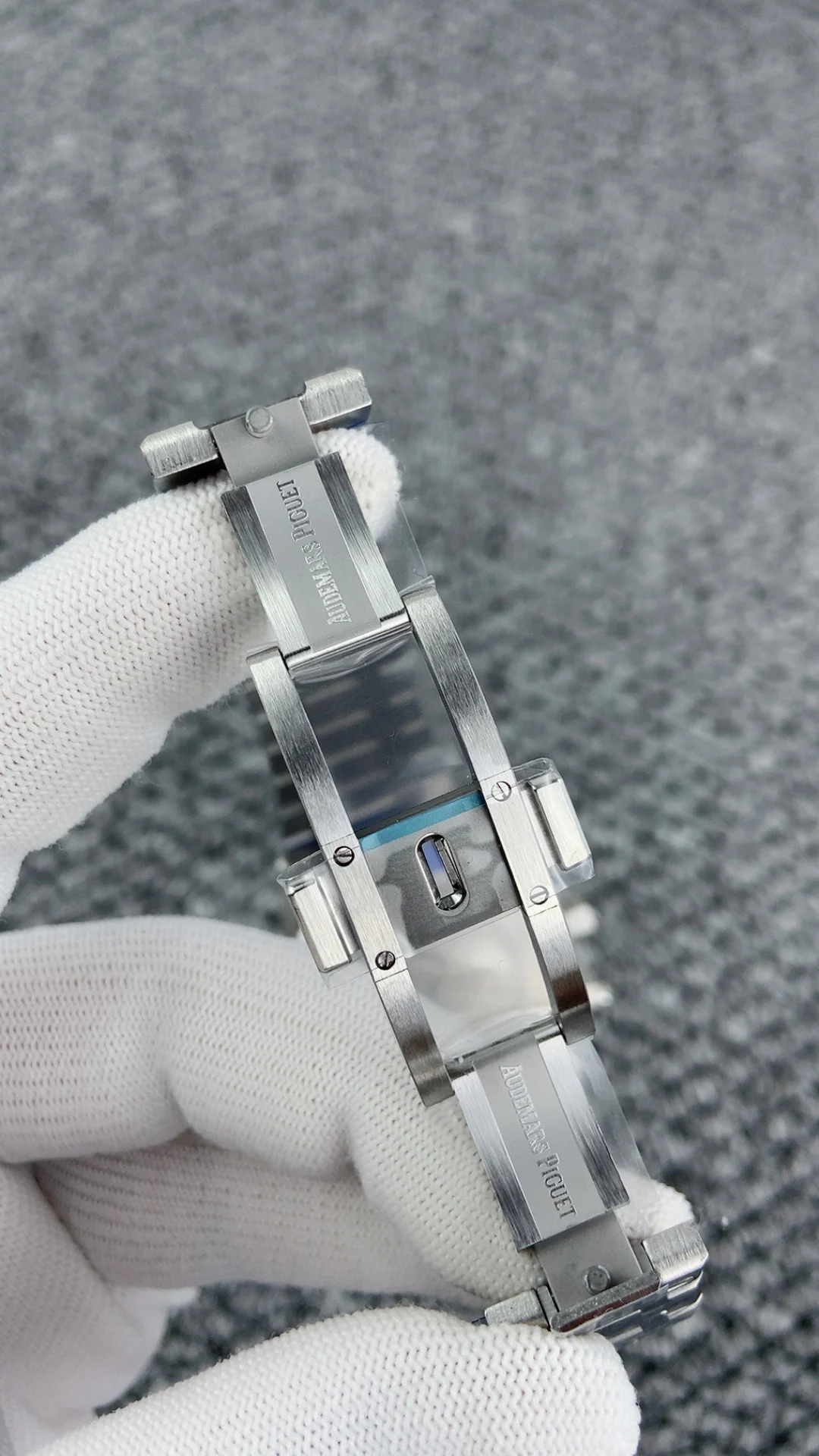 Audemars Piguet Panda 26331 — photographed off the sweep