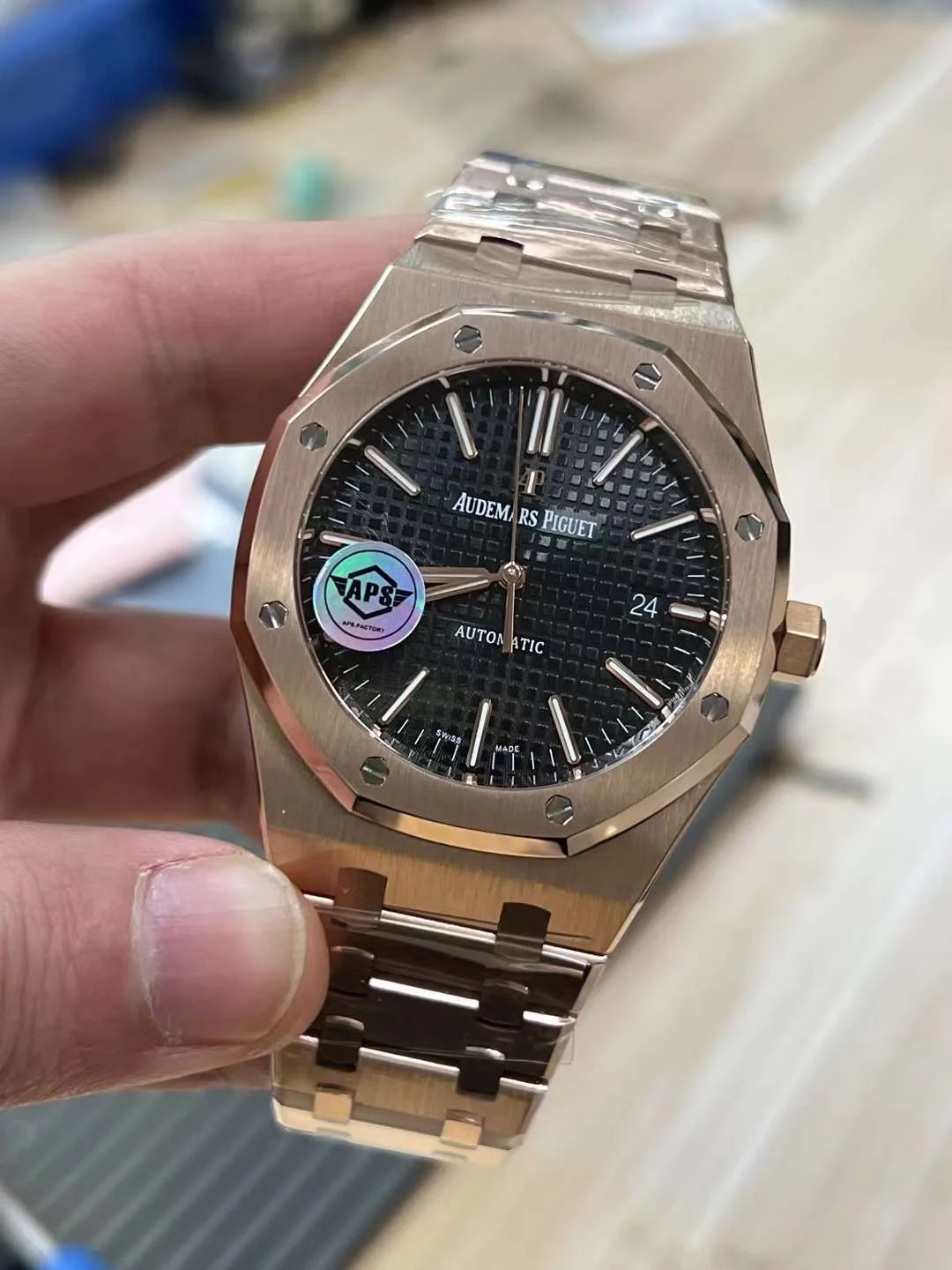 Audemars Piguet Rose Gold 15400 — photographed off the sweep