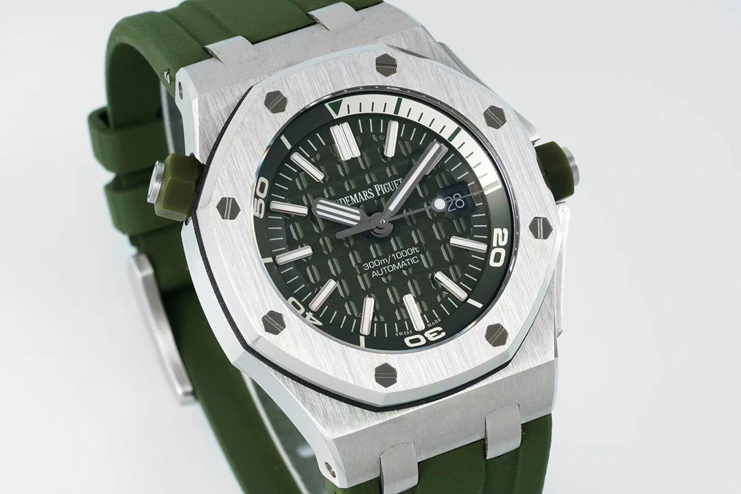 Audemars Piguet Rose Gold 15710 — photographed off the sweep