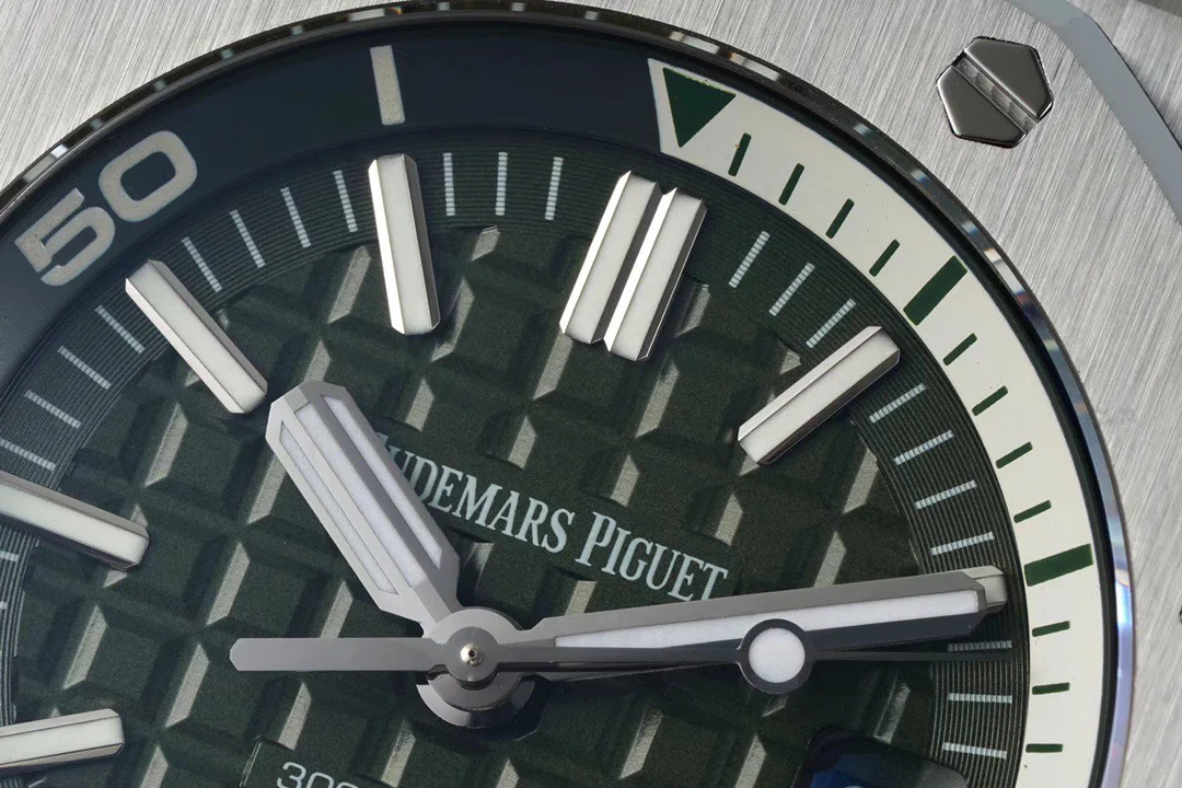 Audemars Piguet Rose Gold 15710 — photographed off the sweep