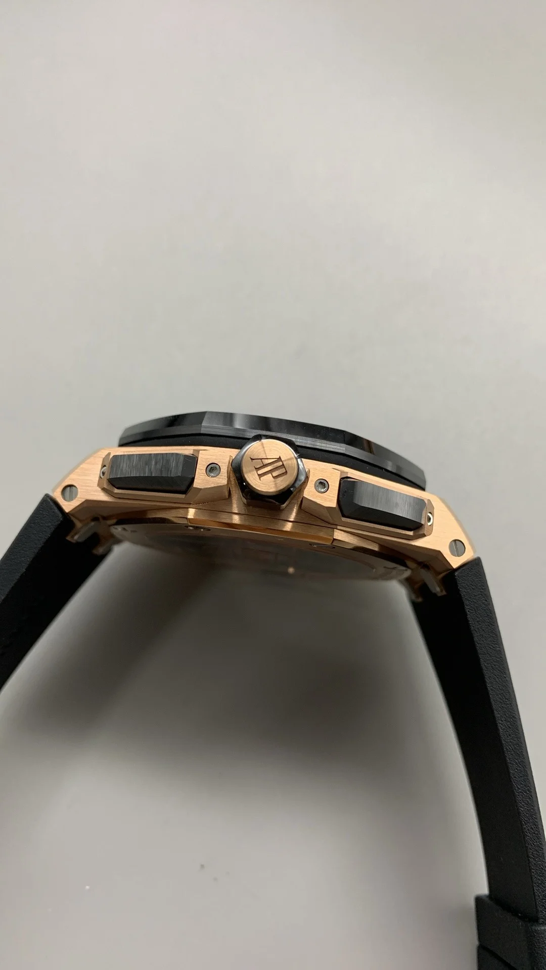 Audemars Piguet Rose Gold Black Dial 26420 — photographed off the sweep