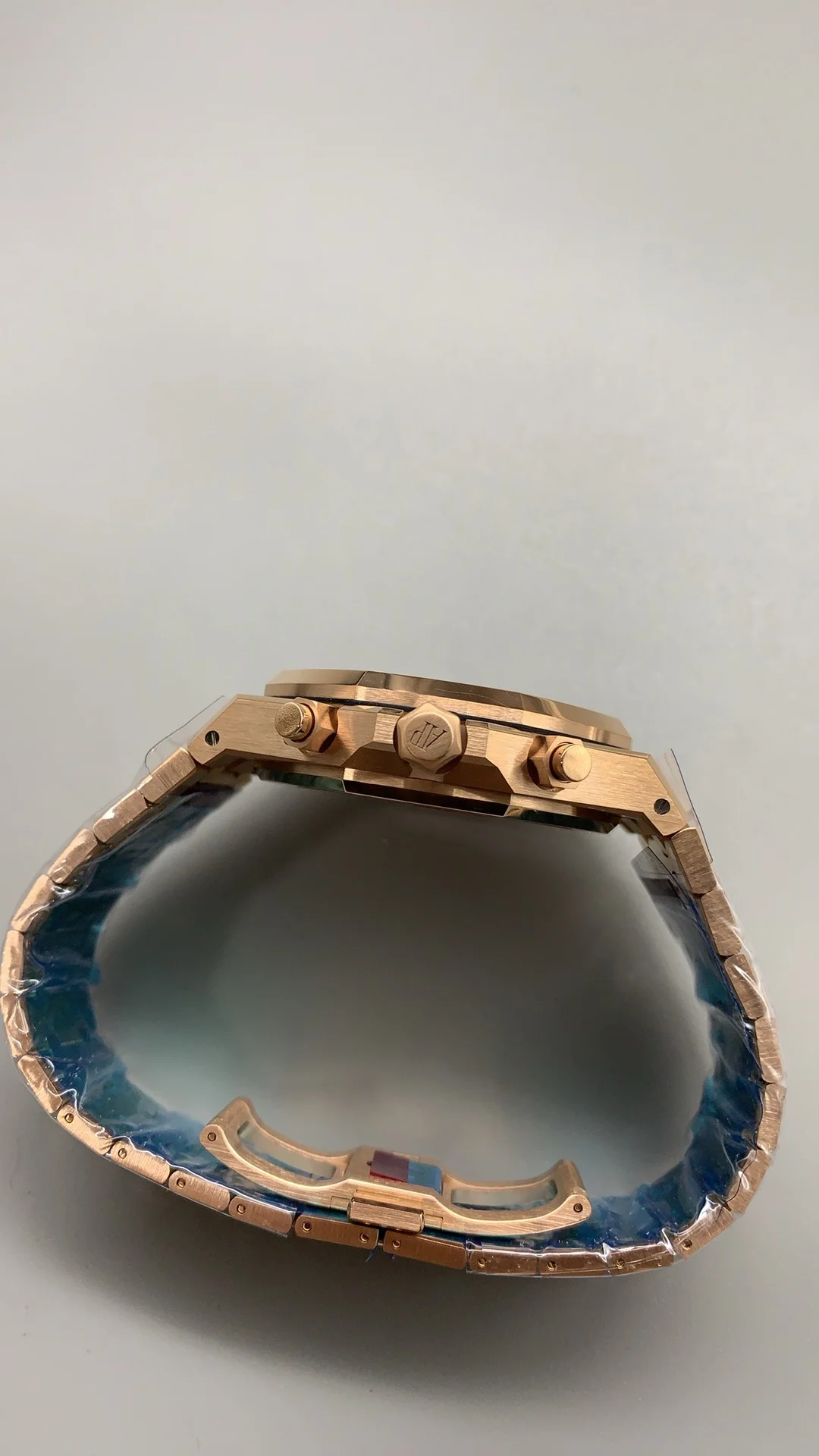 Audemars Piguet Rose Gold Green Dial 26240 — photographed off the sweep