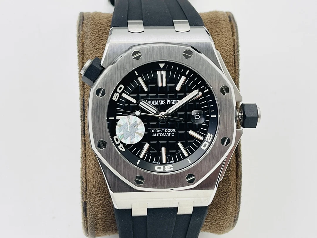 Audemars Piguet Rose Gold — photographed off the sweep