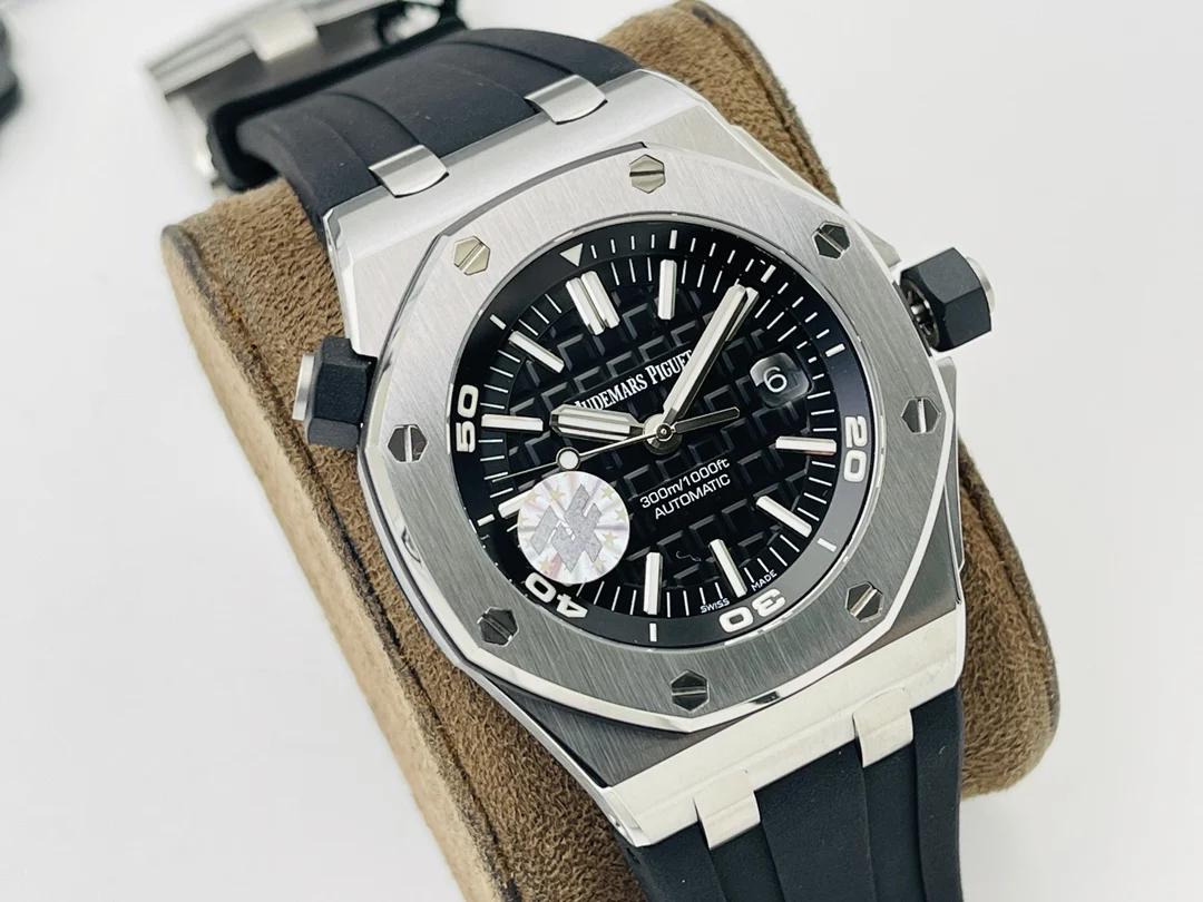 Audemars Piguet Rose Gold — photographed off the sweep