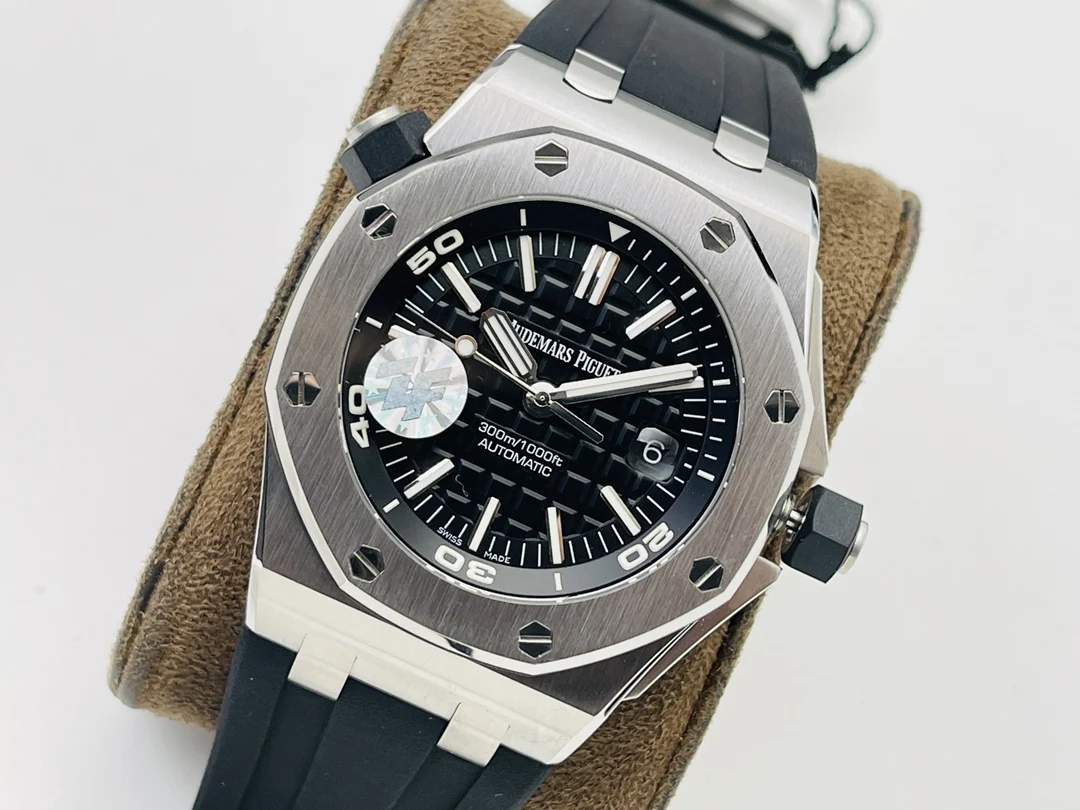 Audemars Piguet Rose Gold — photographed off the sweep