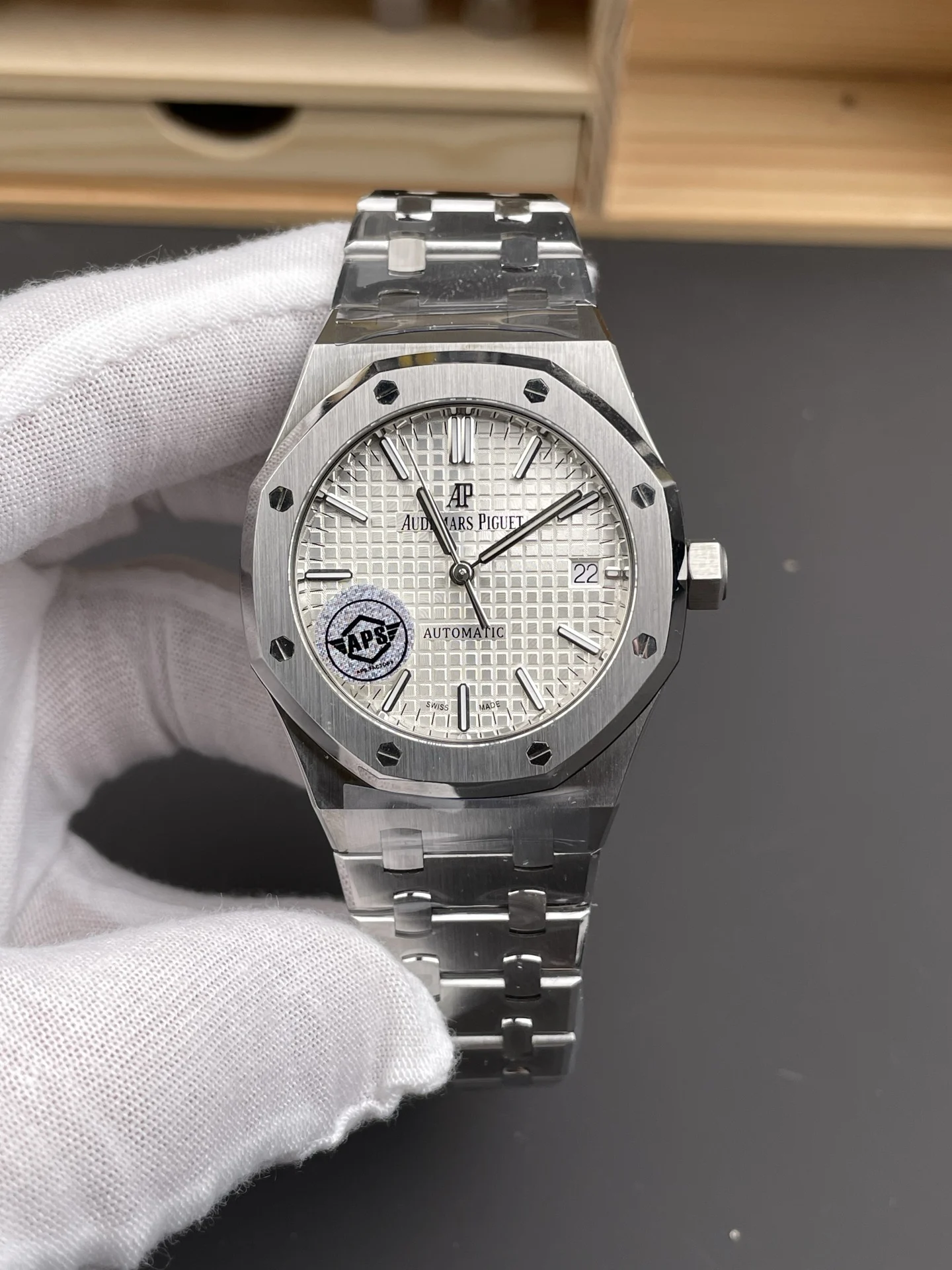 Audemars Piguet Royal Oak 15450 — photographed off the sweep