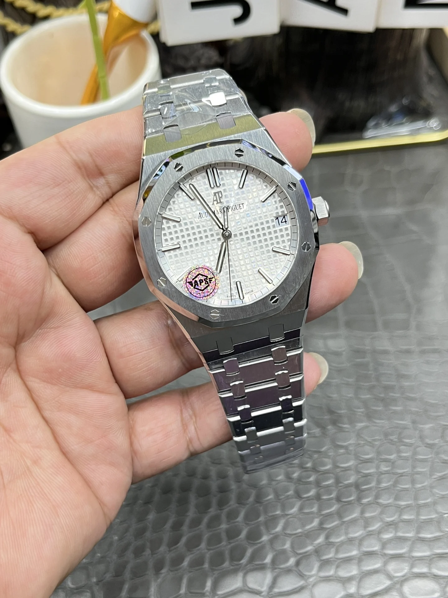 Audemars Piguet Royal Oak 15500 41mm — photographed off the sweep