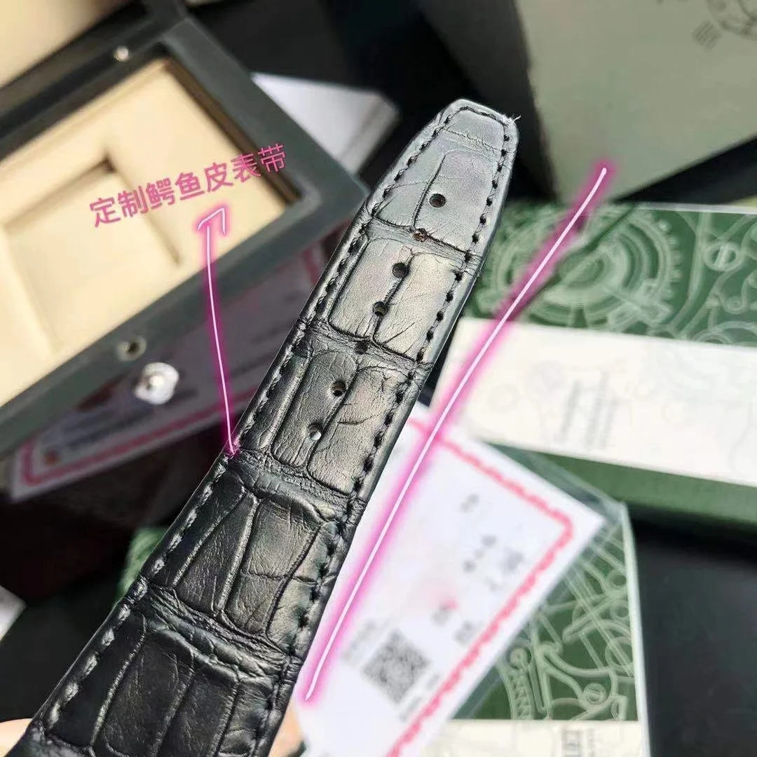 Audemars Piguet Royal Oak 15500OR — photographed off the sweep